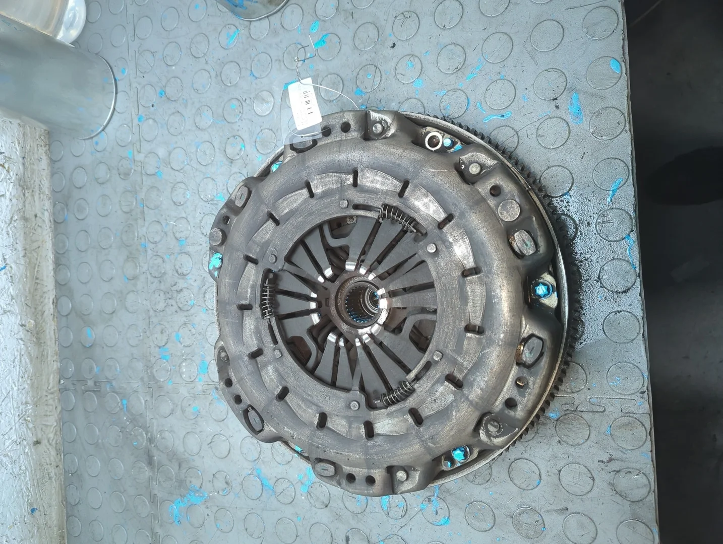 Маховик Mercedes-Benz Vito W639 2003-2014 КПП 6-ст.мех.(МКПП) OM 646.982 Дизель 2.2 л CDI