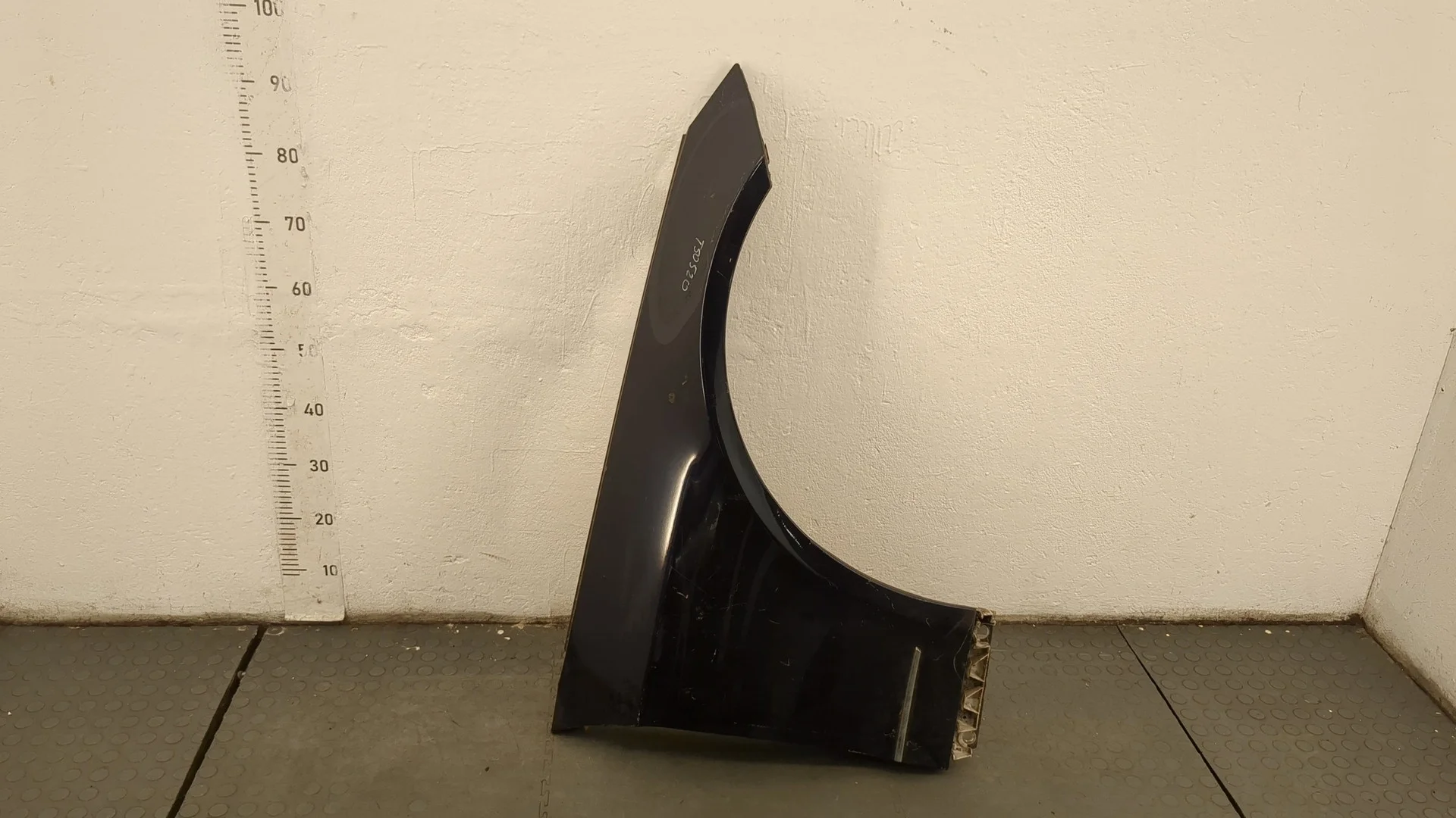 Крыло Mercedes-Benz E-Coupe C207 2009-2016 КПП 6-ст.мех.(МКПП) OM 651.911 Дизель 2.1 л CDI