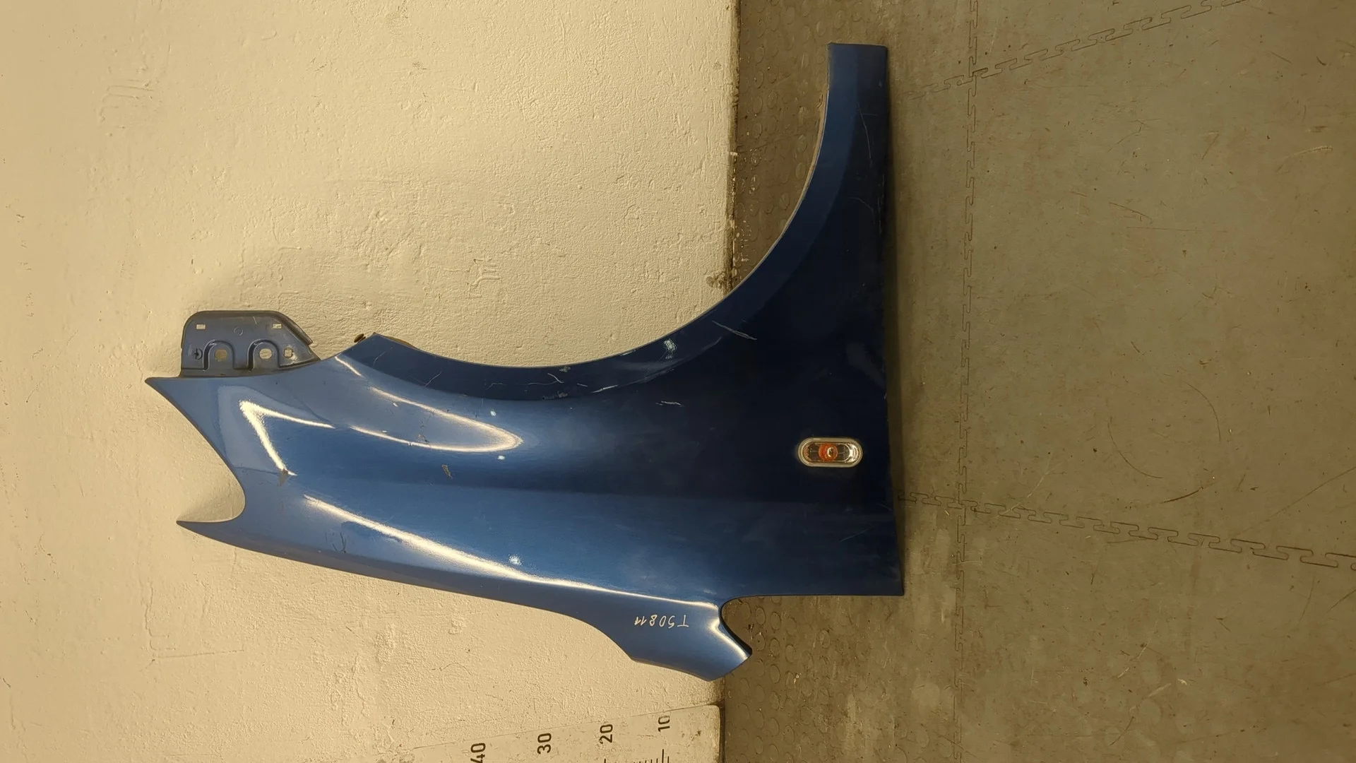 Крыло Volkswagen Caddy 2004-2015 КПП 5-ст.мех.(МКПП) CAYD Дизель 1.6 л TDI