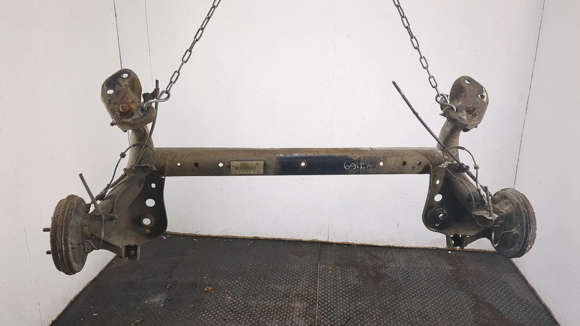 Балка подвески задняя Ford Fiesta 2012-2019 КПП 5-ст.мех.(МКПП) UGJC, UGJF Дизель 1.5 л TDCI