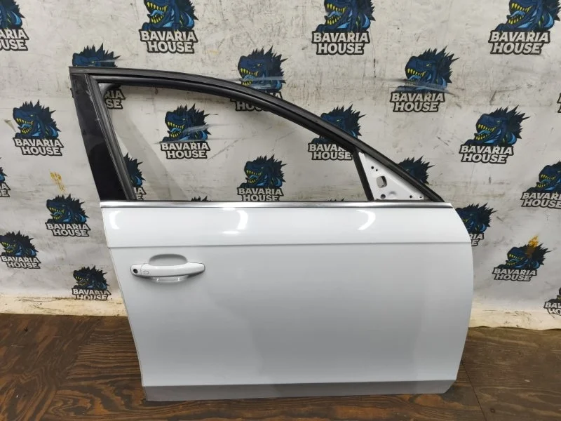 Дверь передняя правая Audi A4 2014 8K0831052J B8 CDN