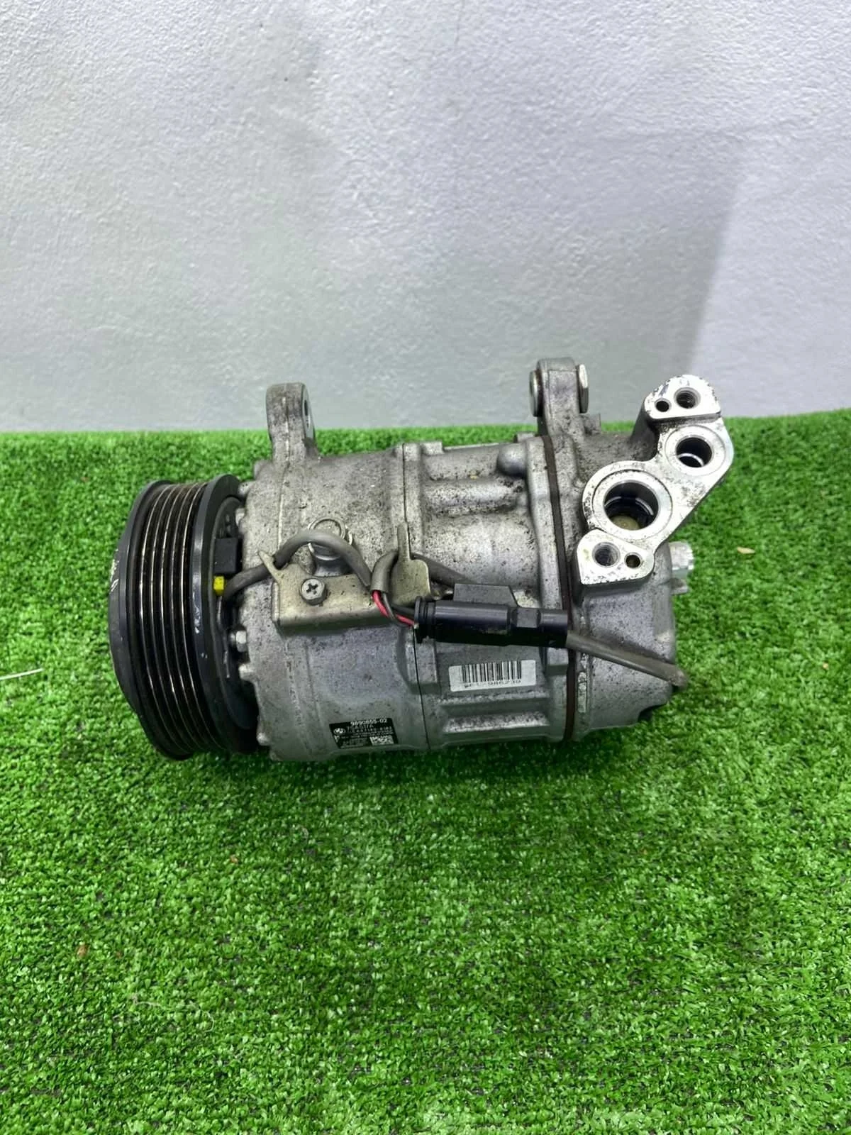 Компрессор кондиционера BMW 5-Series G30 2016 - 2020 бензин 2.0 Автомат