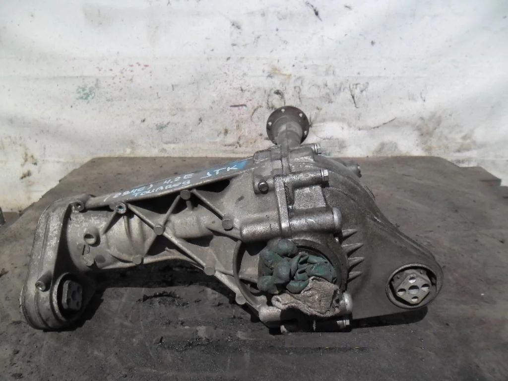 Редуктор передний Volkswagen Touareg I  Рестайлинг (7L) 2007 - 2010 бензин 4.2 Автомат