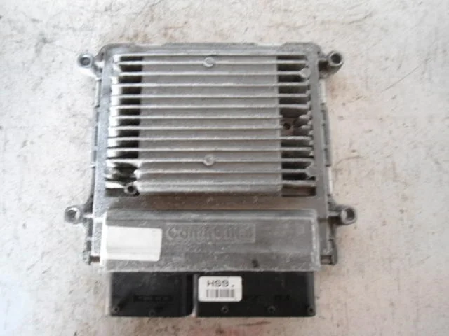 Блок управления ДВС Kia Sorento II (XM) 2009 - 2012 бензин 2.4 Автомат