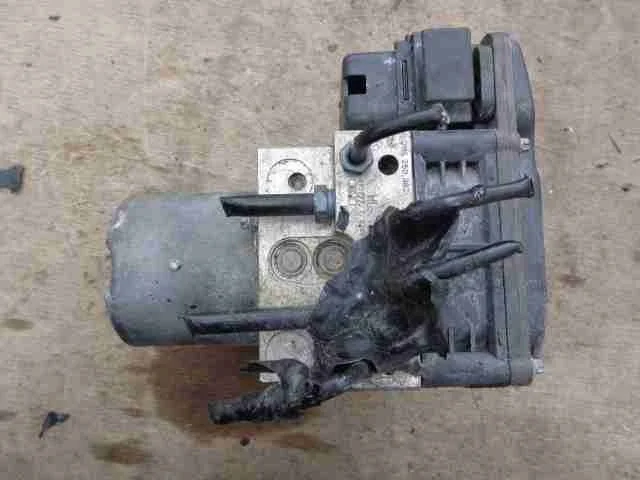 Блок ABS Audi A8 D4 (4H2) 2010 - 2014 бензин 4.2 Автомат