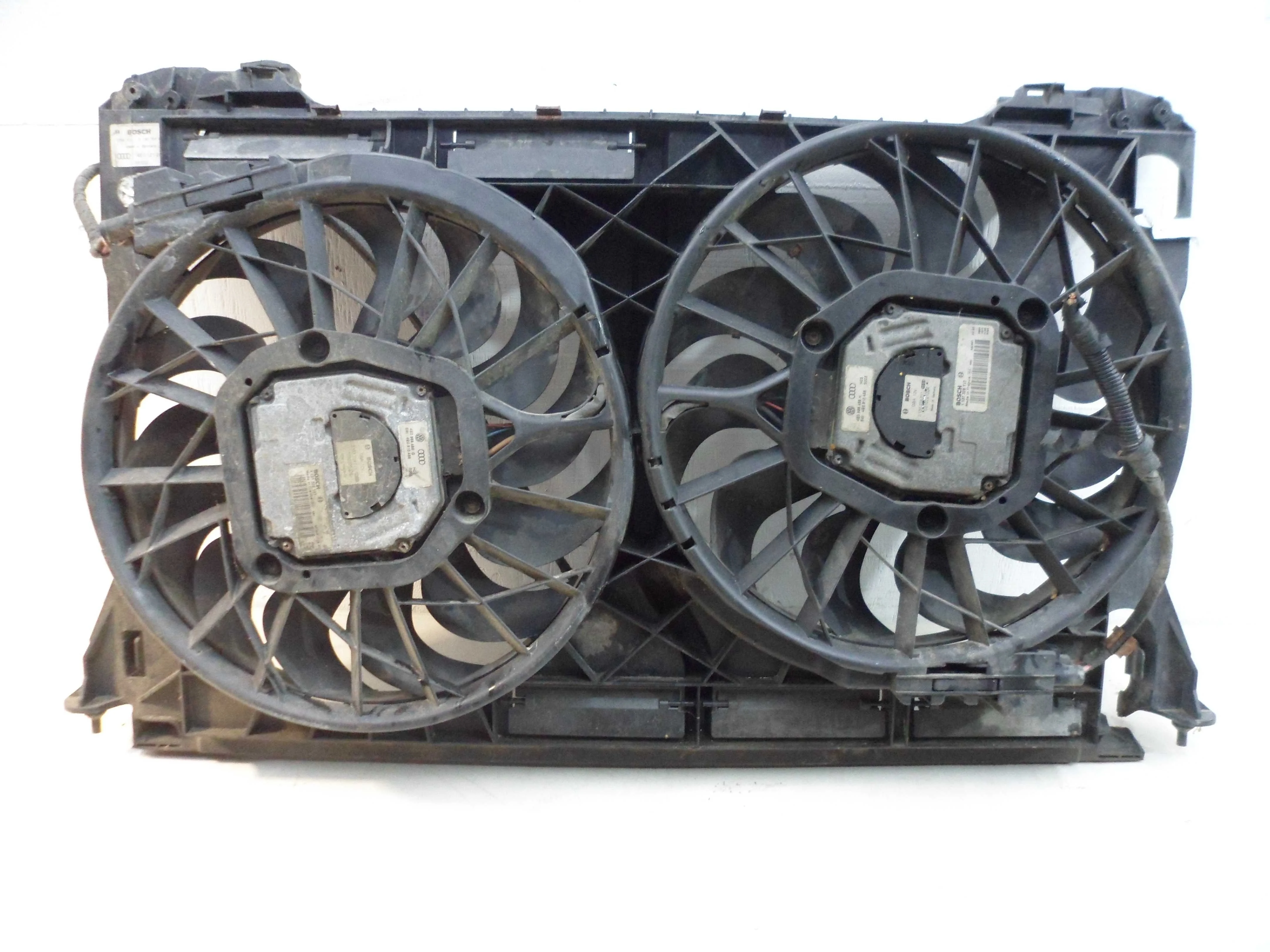 Вентилятор охлаждения (электро) Audi A8 D3 (4E2) 2002 - 2005 бензин 4.2 Автомат