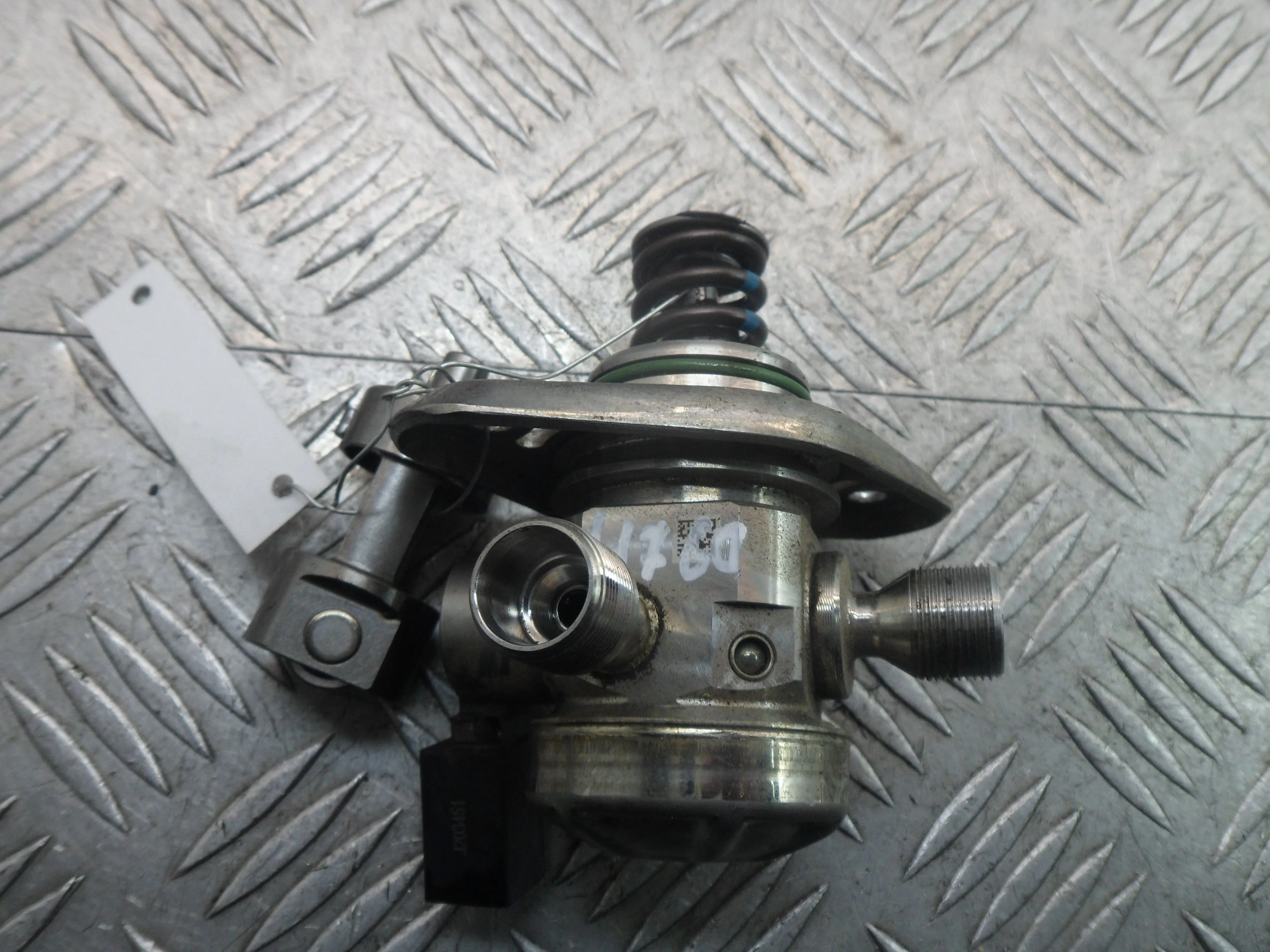 ТНВД Mercedes A-klasse (W177) 2018 - наст. время бензин 1.3 Автомат