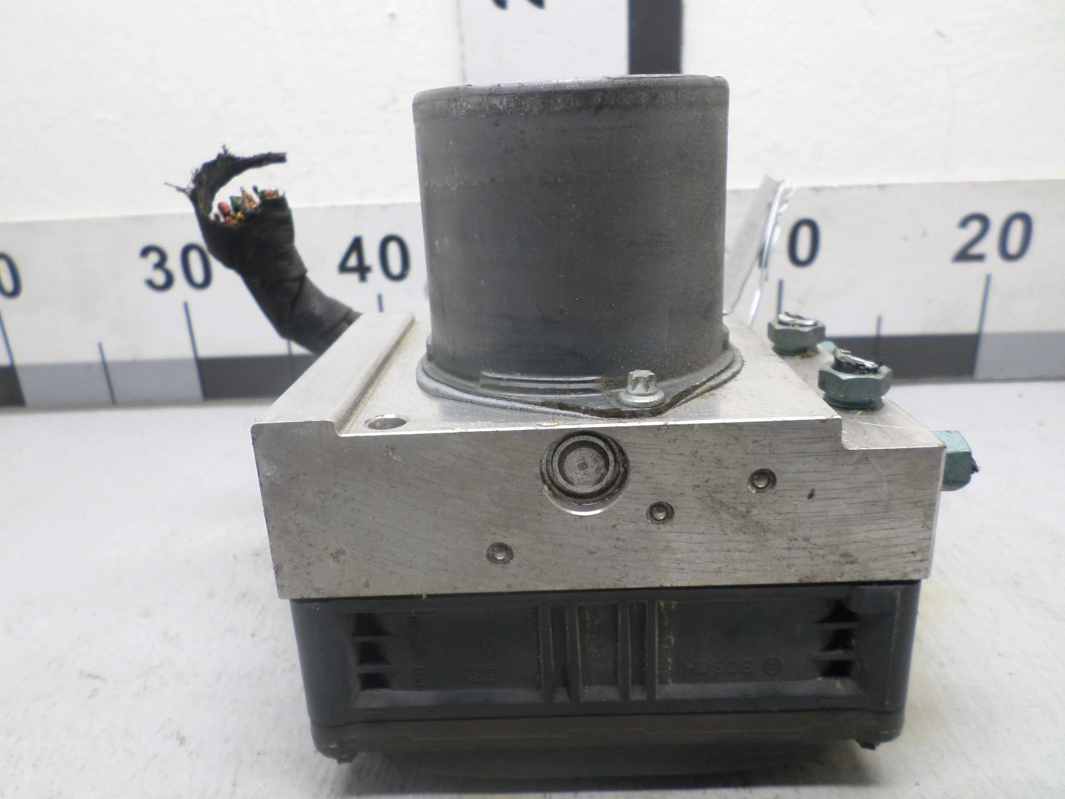 Блок ABS Audi A6 C7 (4G2) рестайлинг 2014 - 2018 бензин 2.0 Автомат