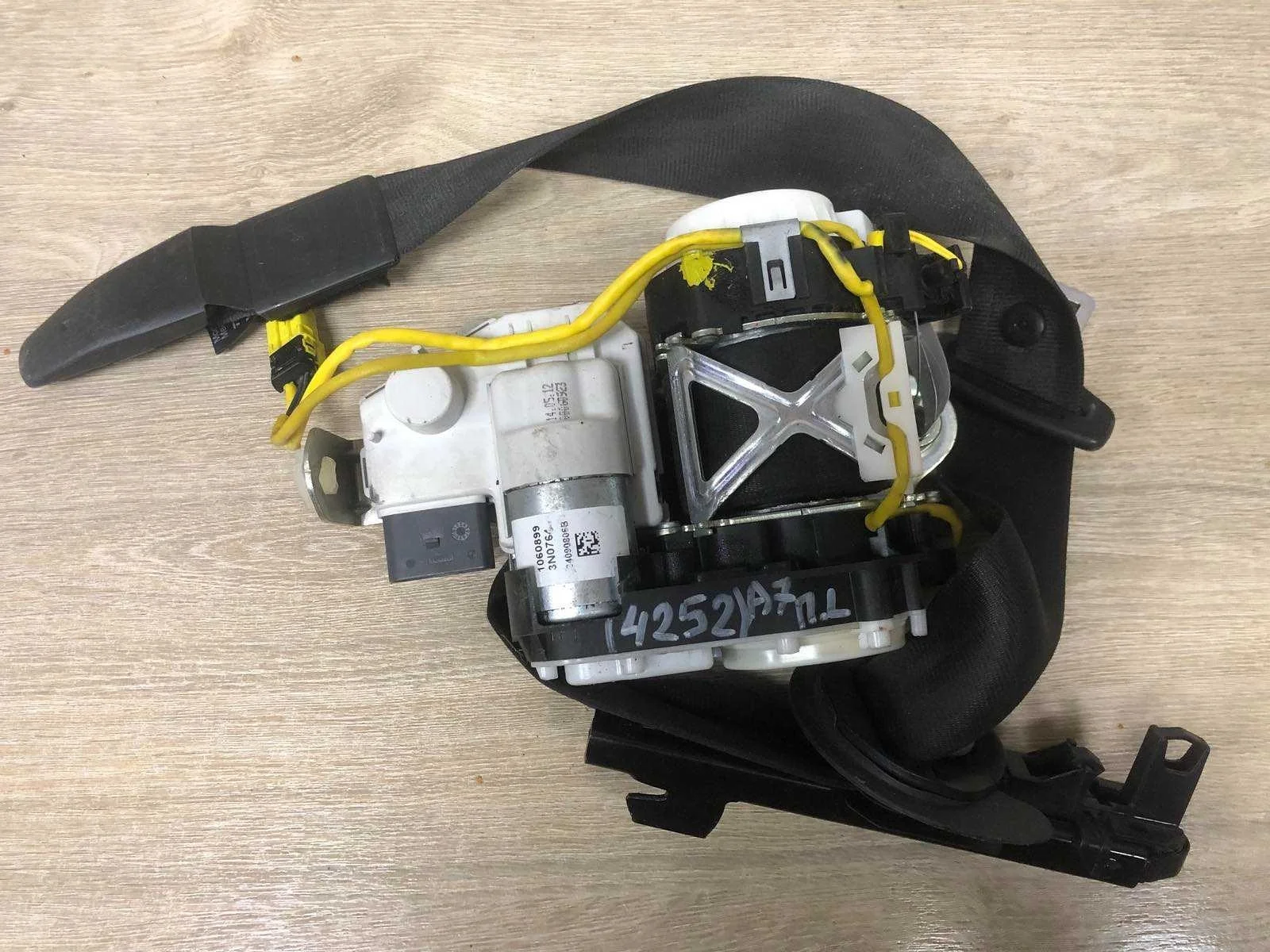 Ремень безопасности Audi A7 (4GA) 2010 - 2014 бензин 3.0 Автомат