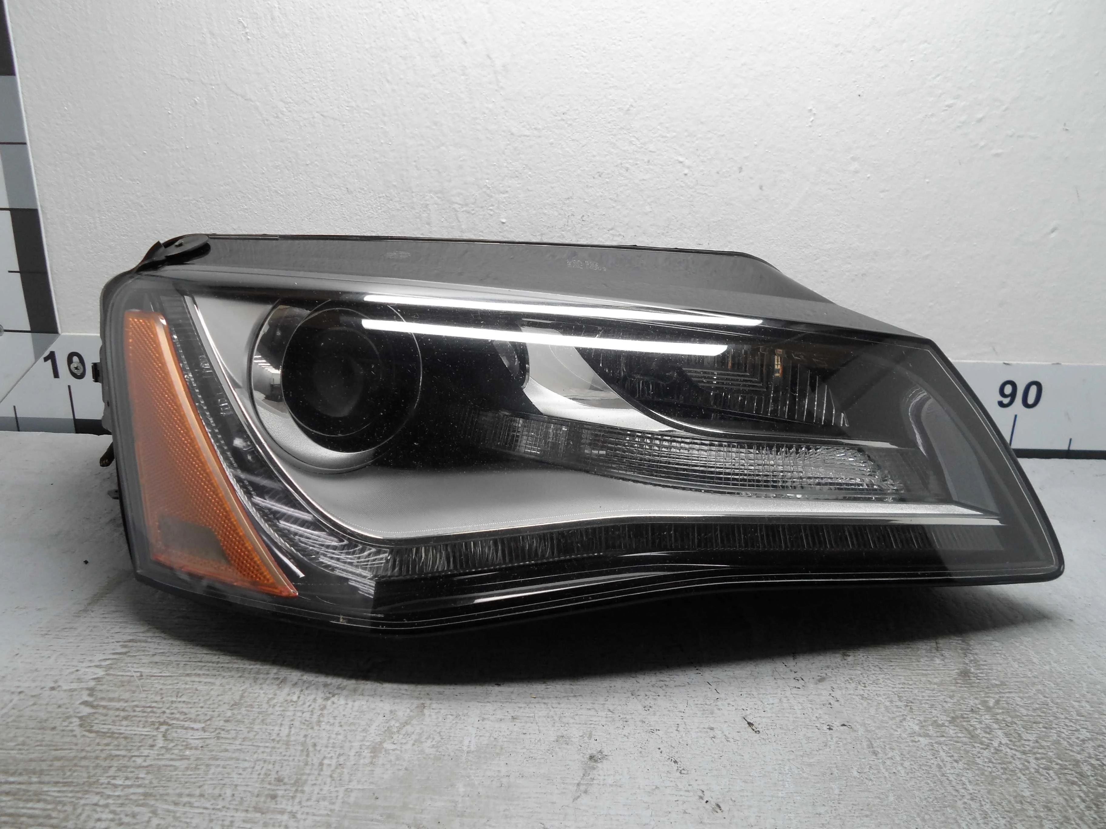 Фара правая Audi A8 D4 (4H2) 2010 - 2014 бензин 4.2 Автомат