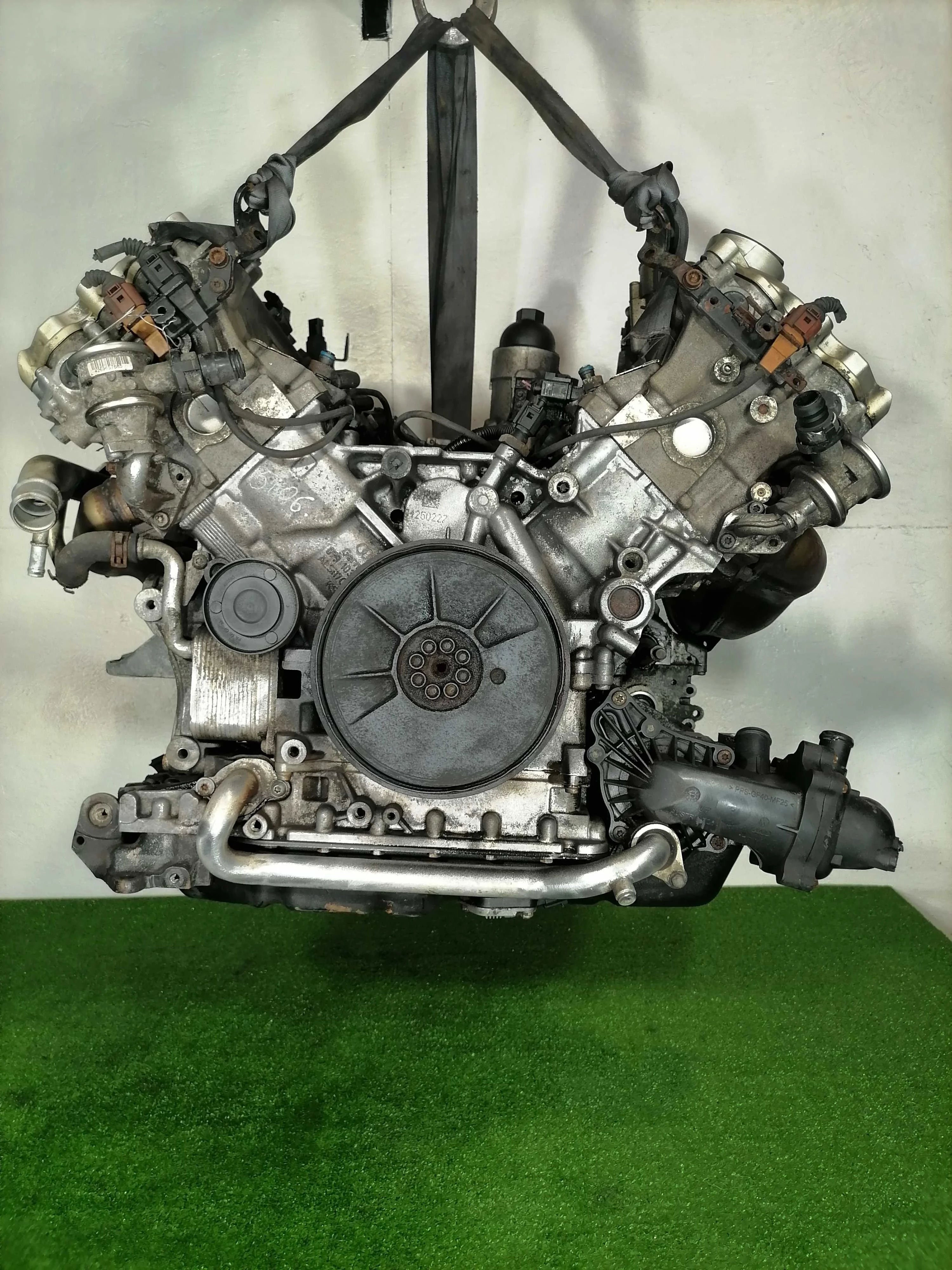 Двигатель Audi Q7 (4LB) 2005 - 2009 бензин 4.2 Автомат