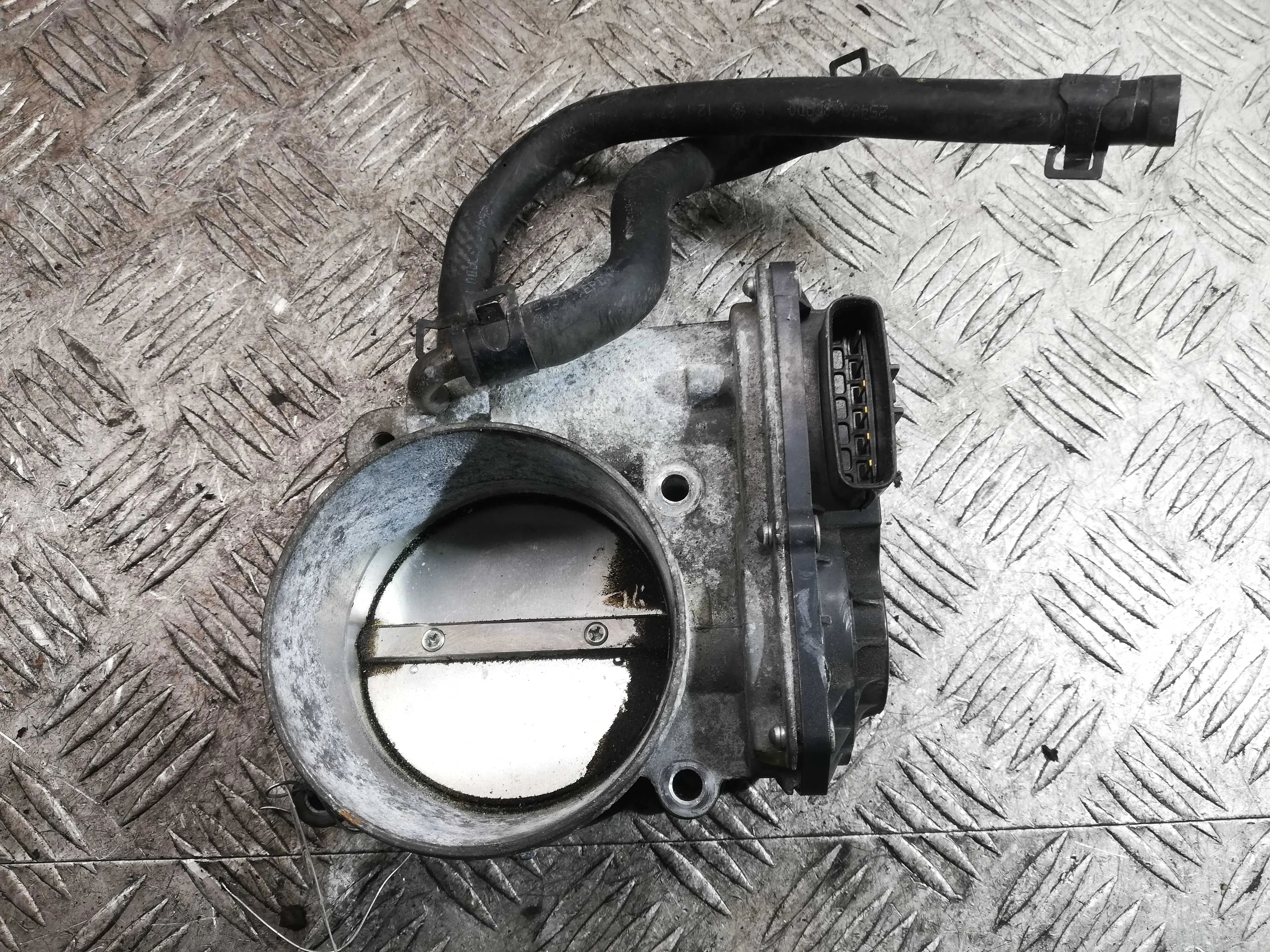 Заслонка дроссельная Kia Sorento II (XM) Рестайлинг 2012 - 2018 бензин 3.3 Автомат