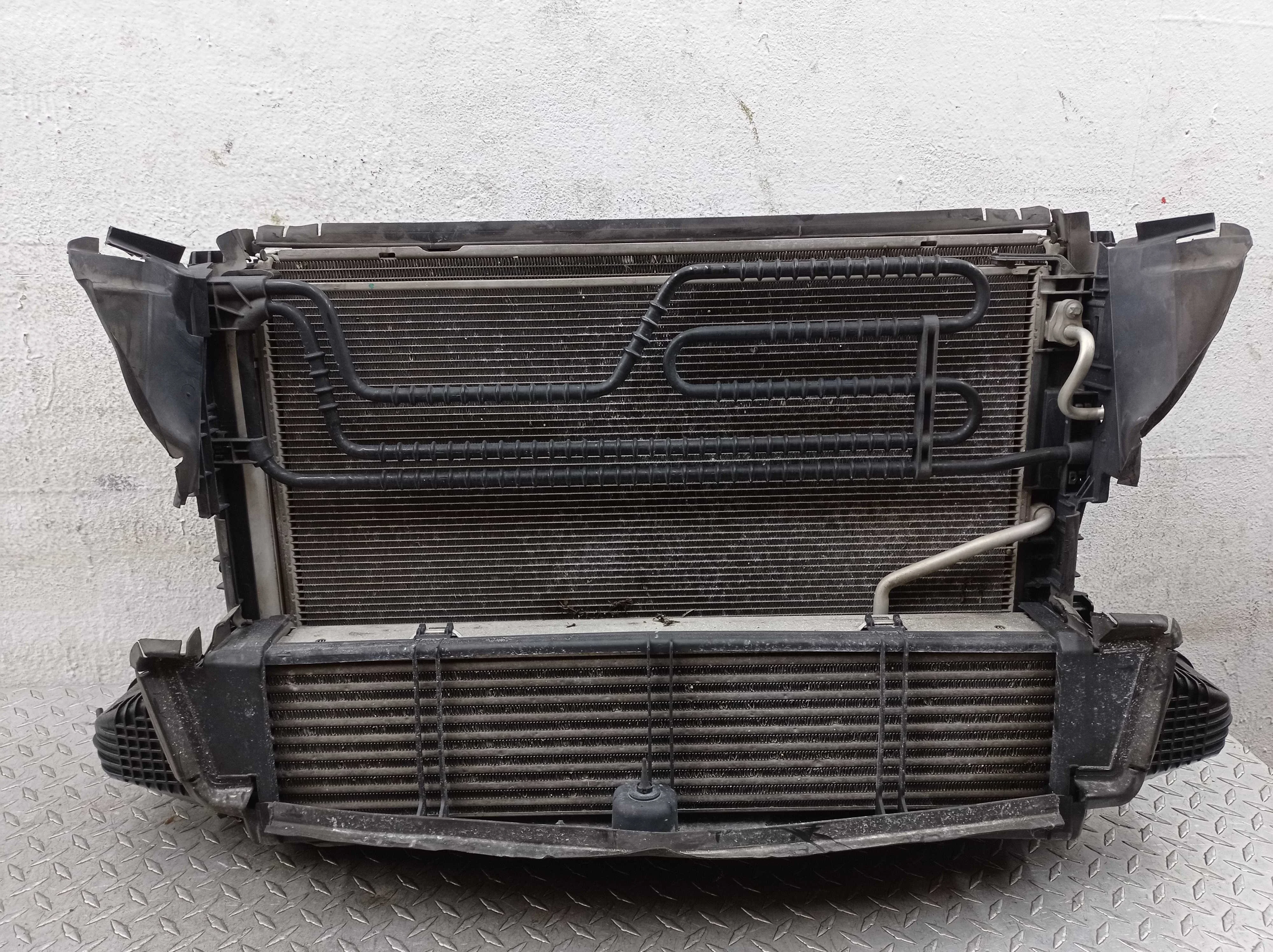 Кассета радиаторов Mercedes C-klasse (W204)Рестайлинг 2011 - 2014 бензин 1.8 Автомат