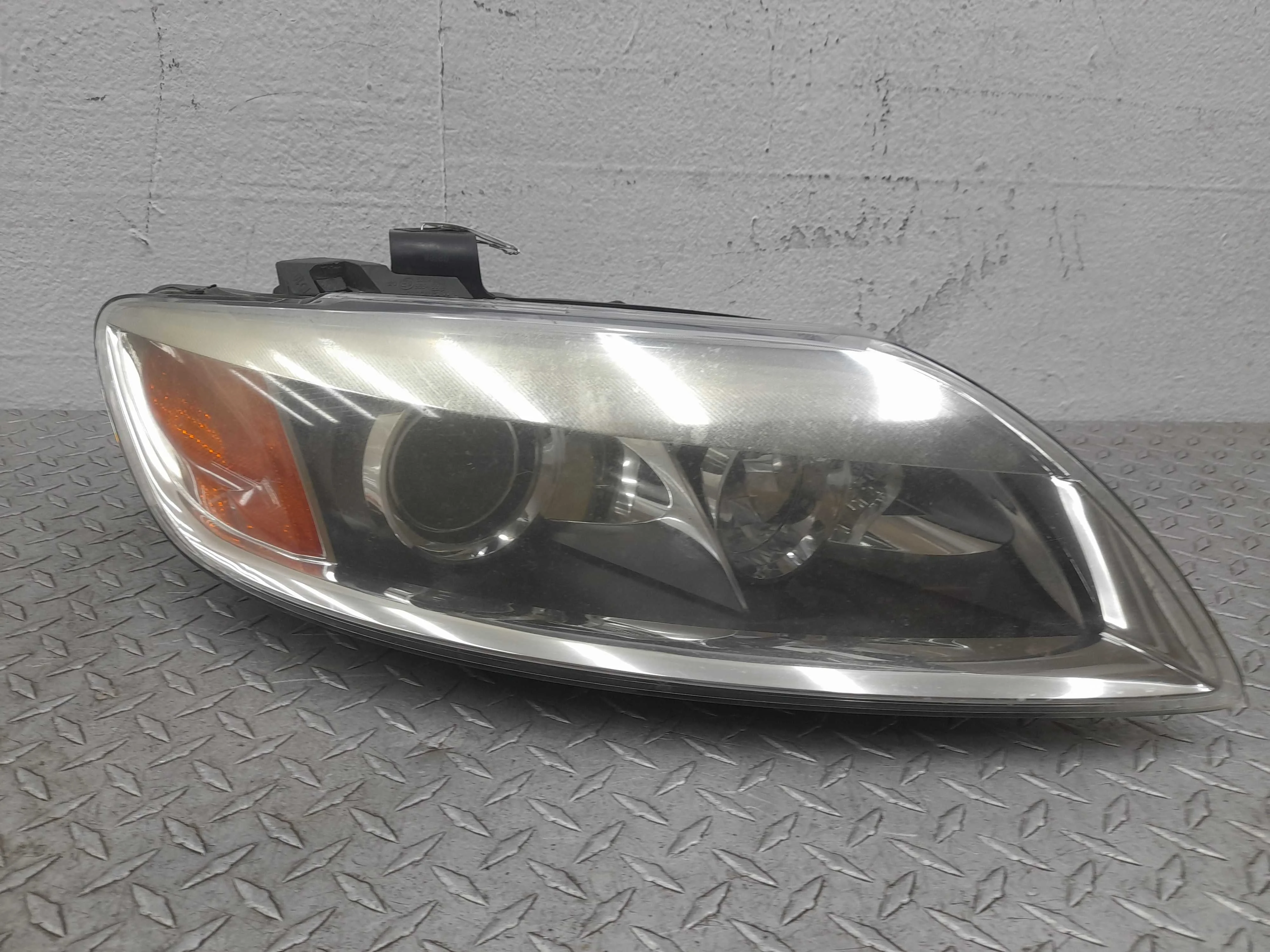 Фара правая Audi Q7 (4LB) 2005 - 2009 бензин 3.6 Автомат