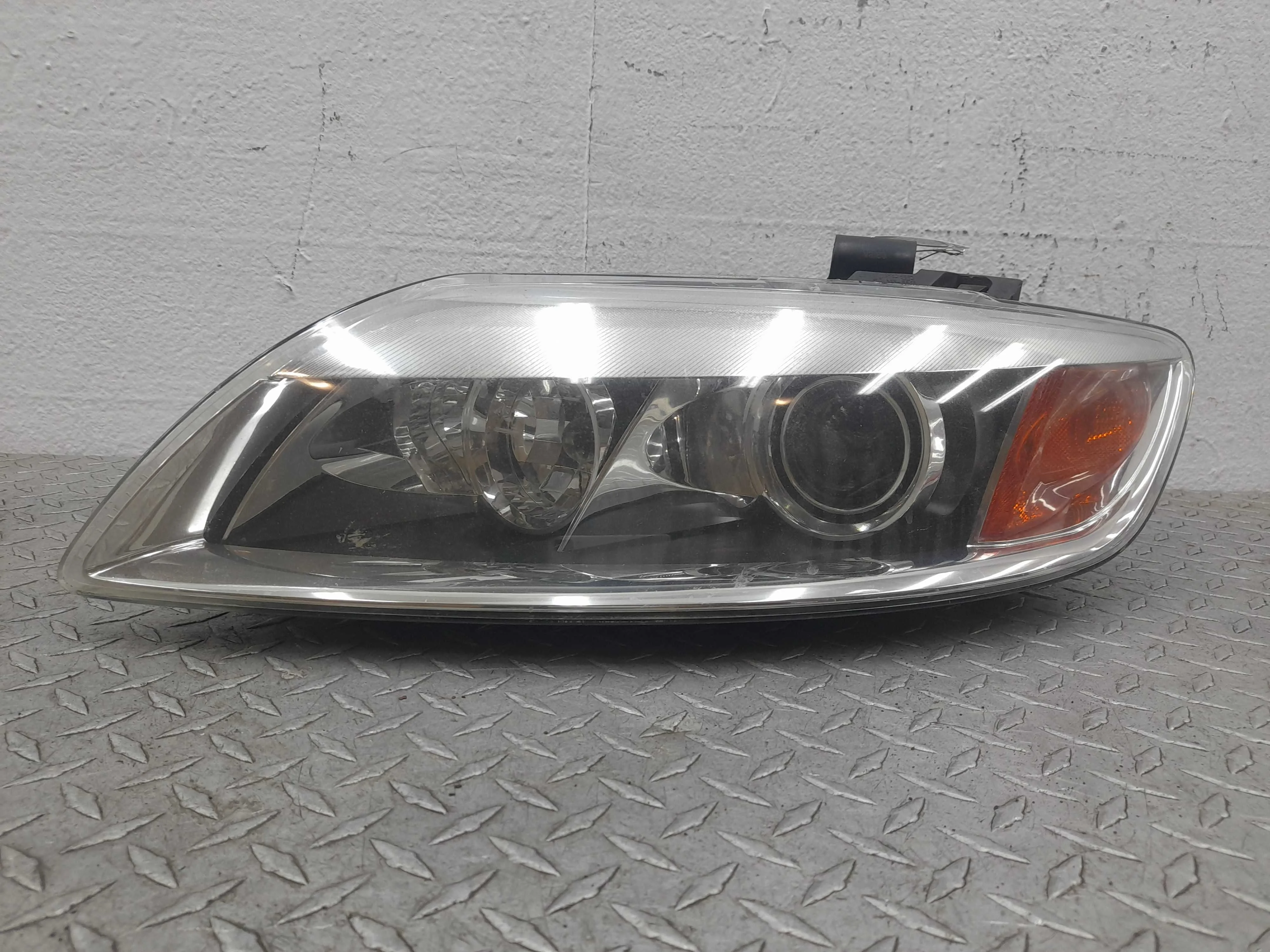 Фара левая Audi Q7 (4LB) 2005 - 2009 бензин 3.6 Автомат