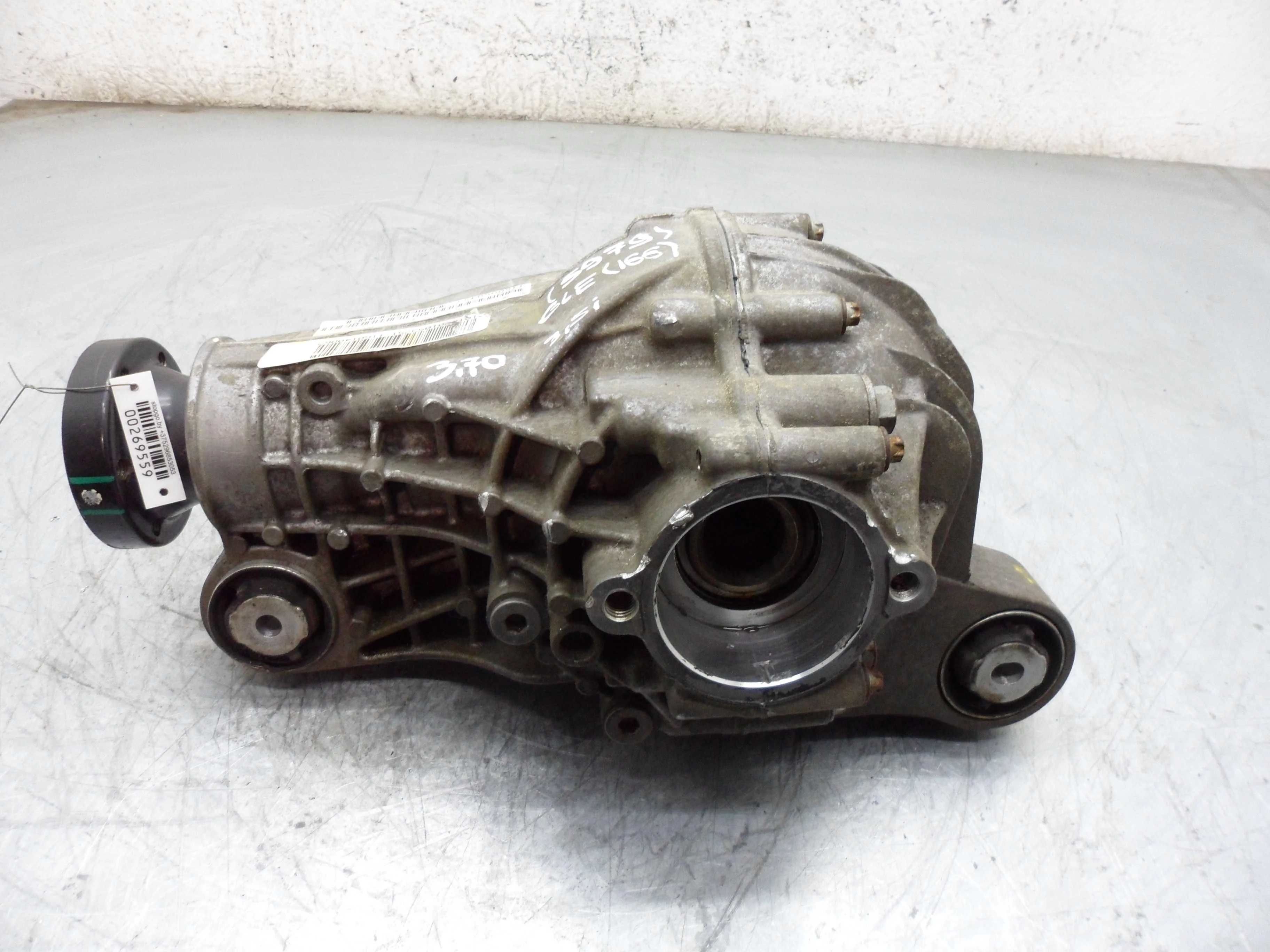 Редуктор передний Mercedes GLE (W166) 2015 - 2019 бензин 3.5 Автомат