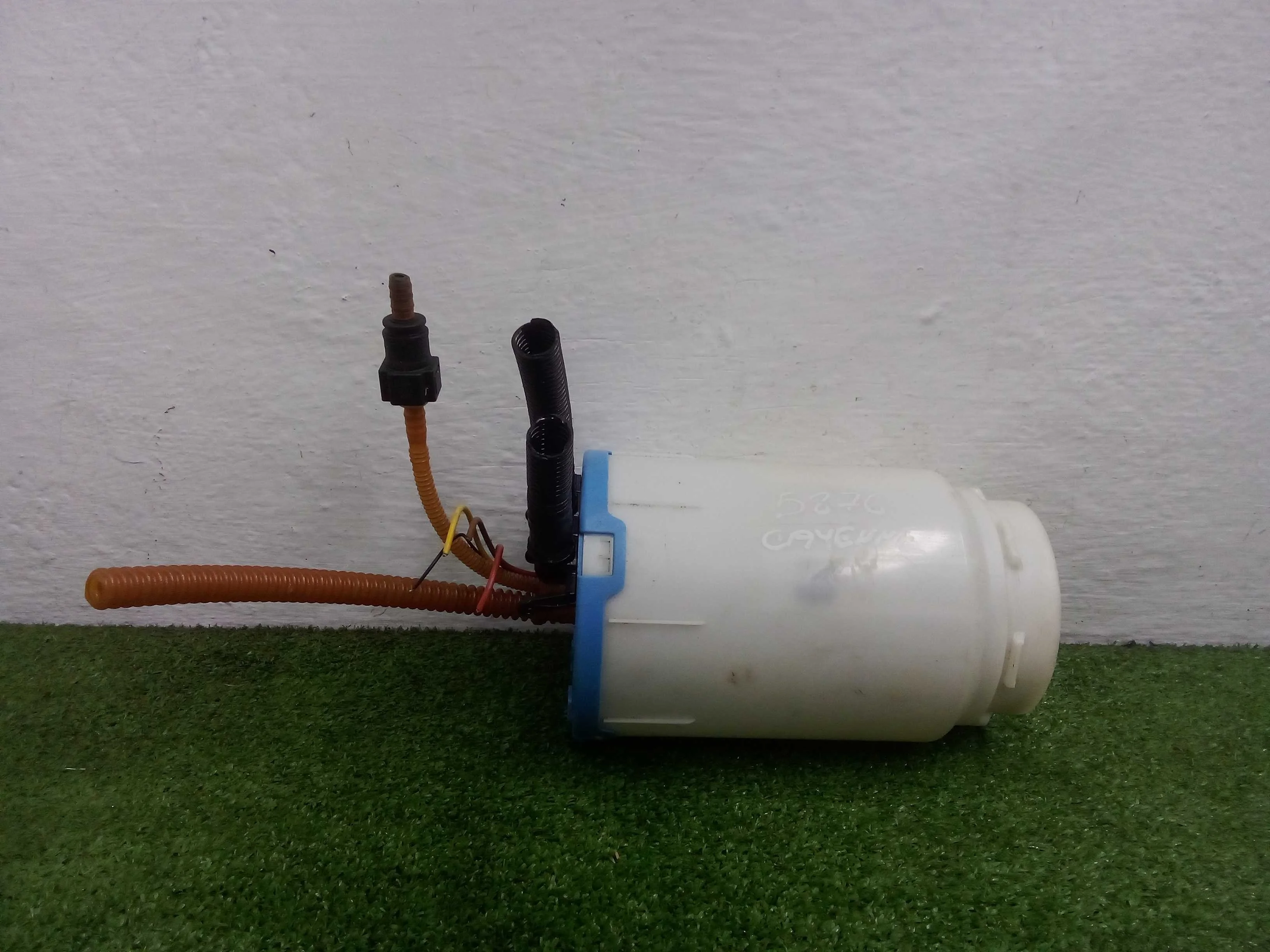 Насос топливный Porsche Cayenne II (958) 2010 - 2014 бензин 4.8 Автомат