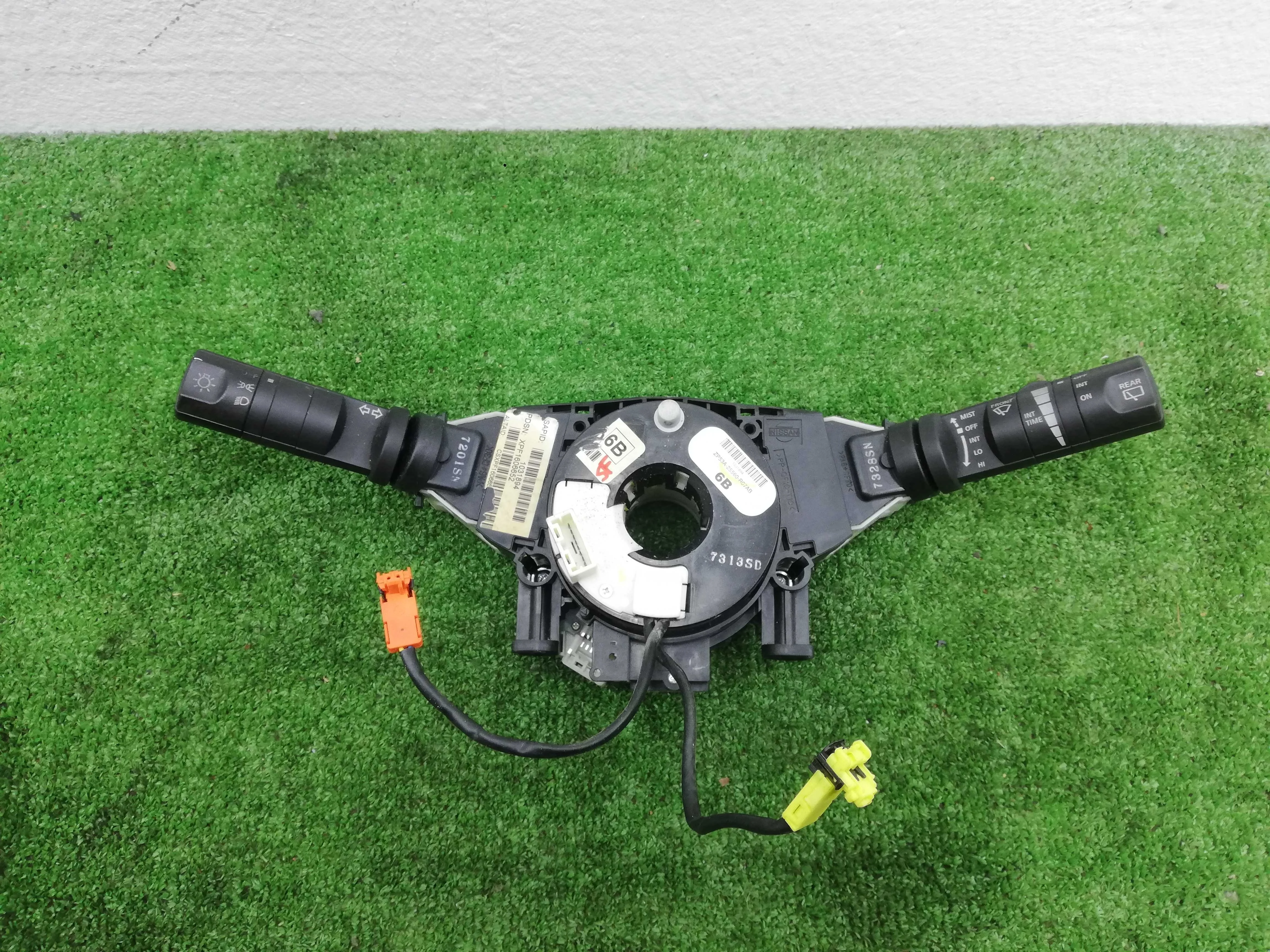 Переключатель подрулевой (стрекоза) Nissan Pathfinder III (R51) 2004 - 2010 бензин 4.0 Автомат