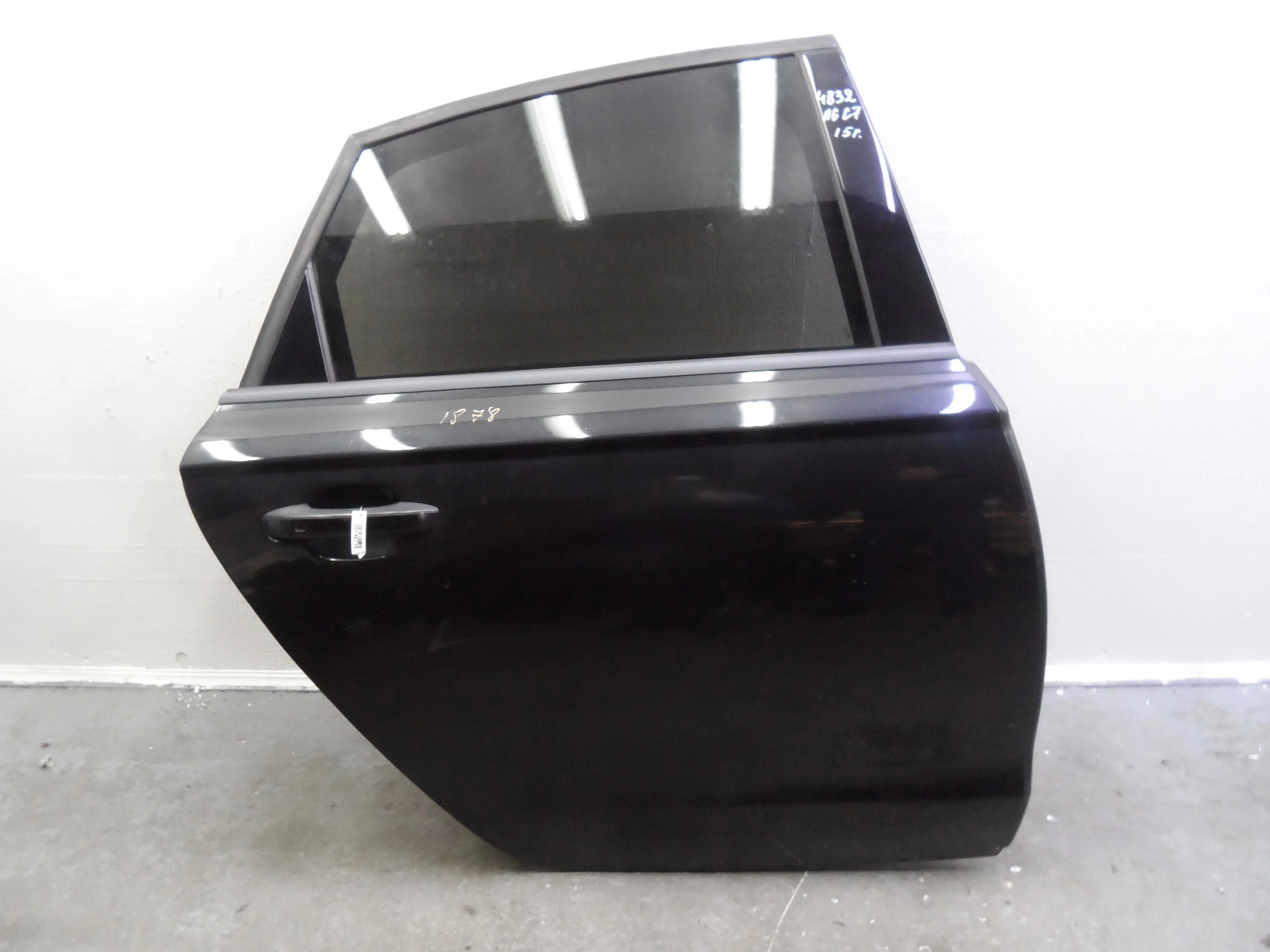 Дверь задняя правая Audi A6 C7 (4G2) рестайлинг 2014 - 2018 бензин 2.0 Автомат