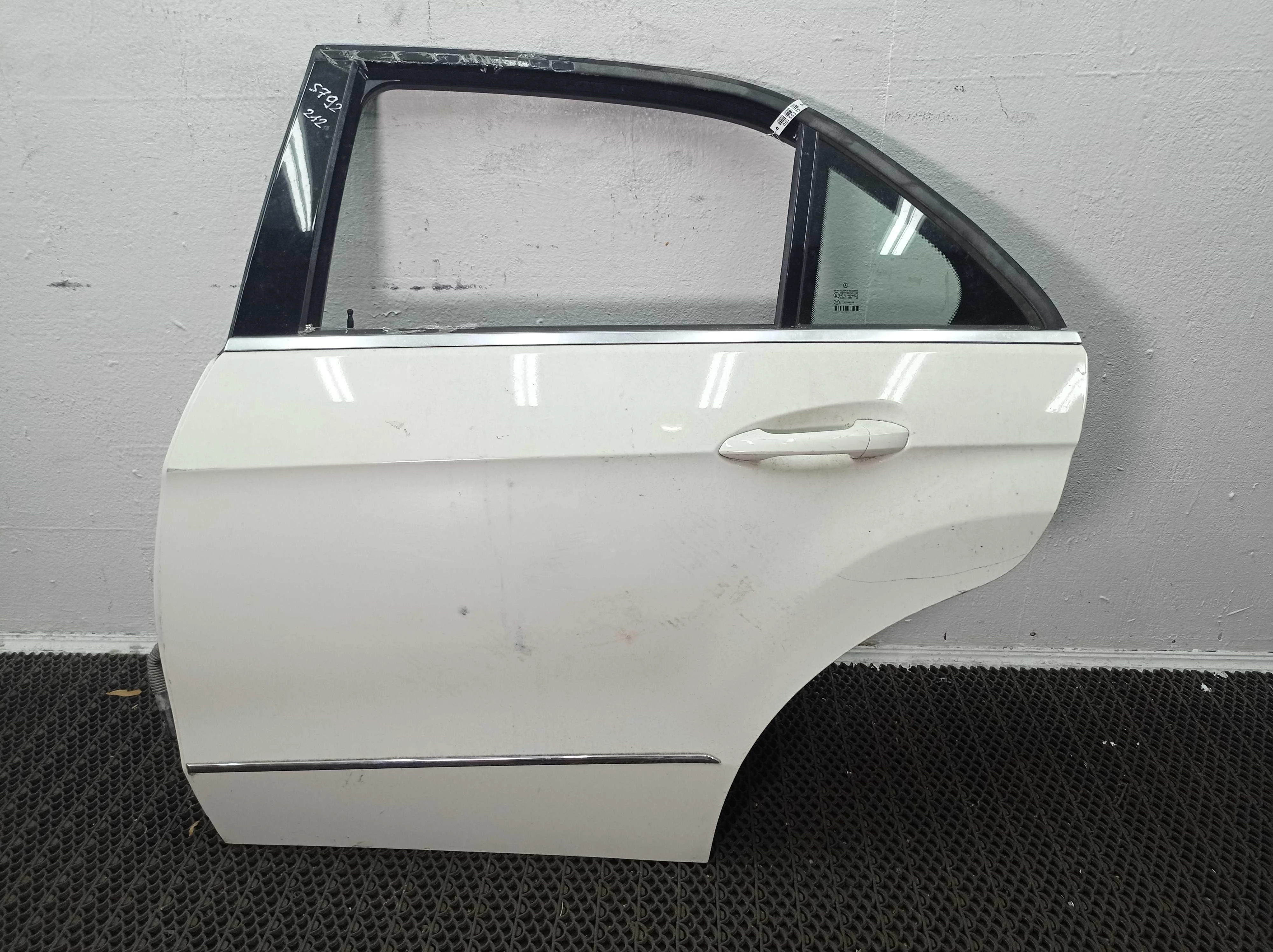 Дверь задняя левая Mercedes E-klasse (W212) 2009 - 2013 бензин 3.5 Автомат