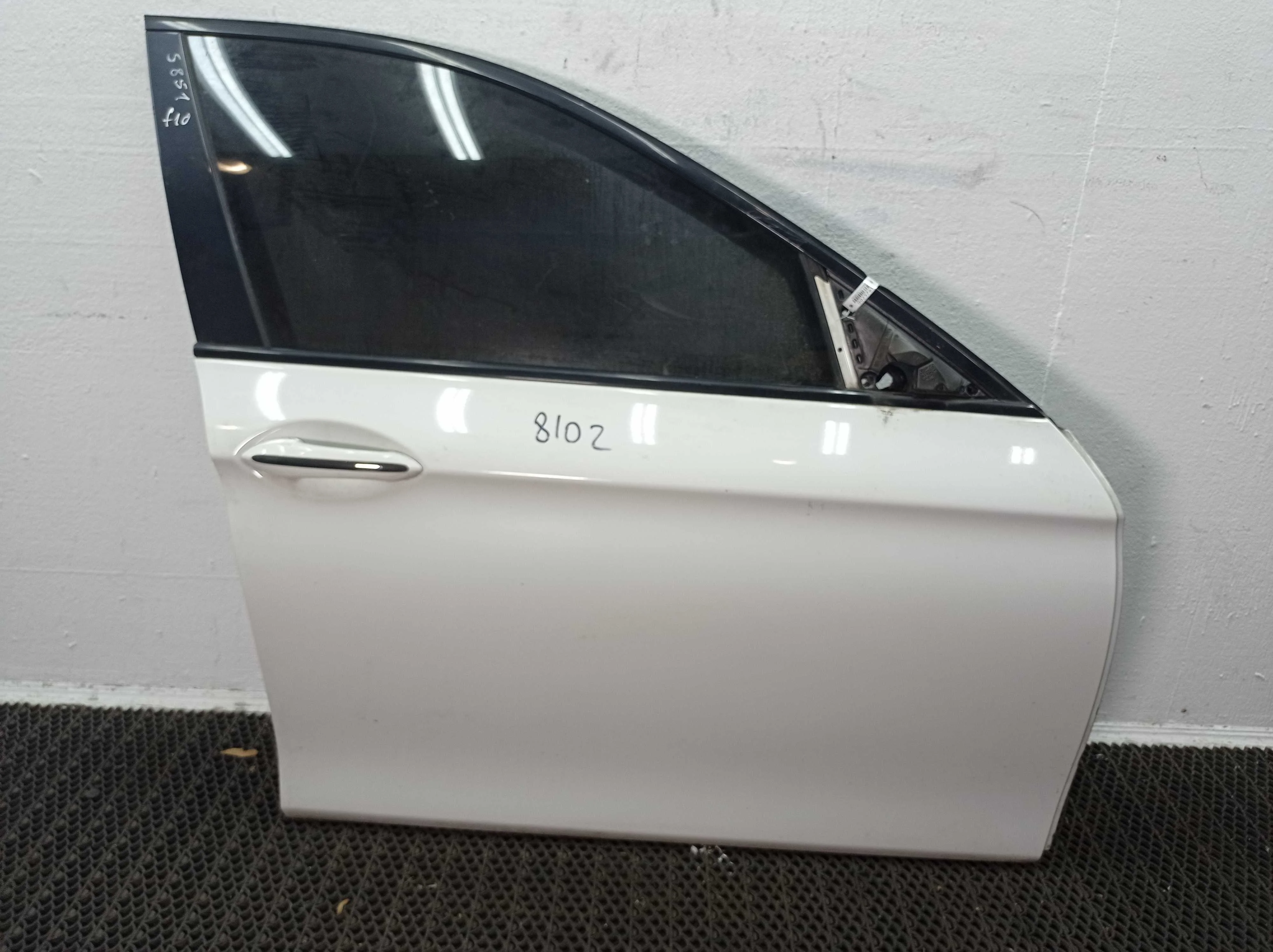 Дверь передняя правая BMW 5-Series F10 2009 - 2013 бензин 4.4 Автомат