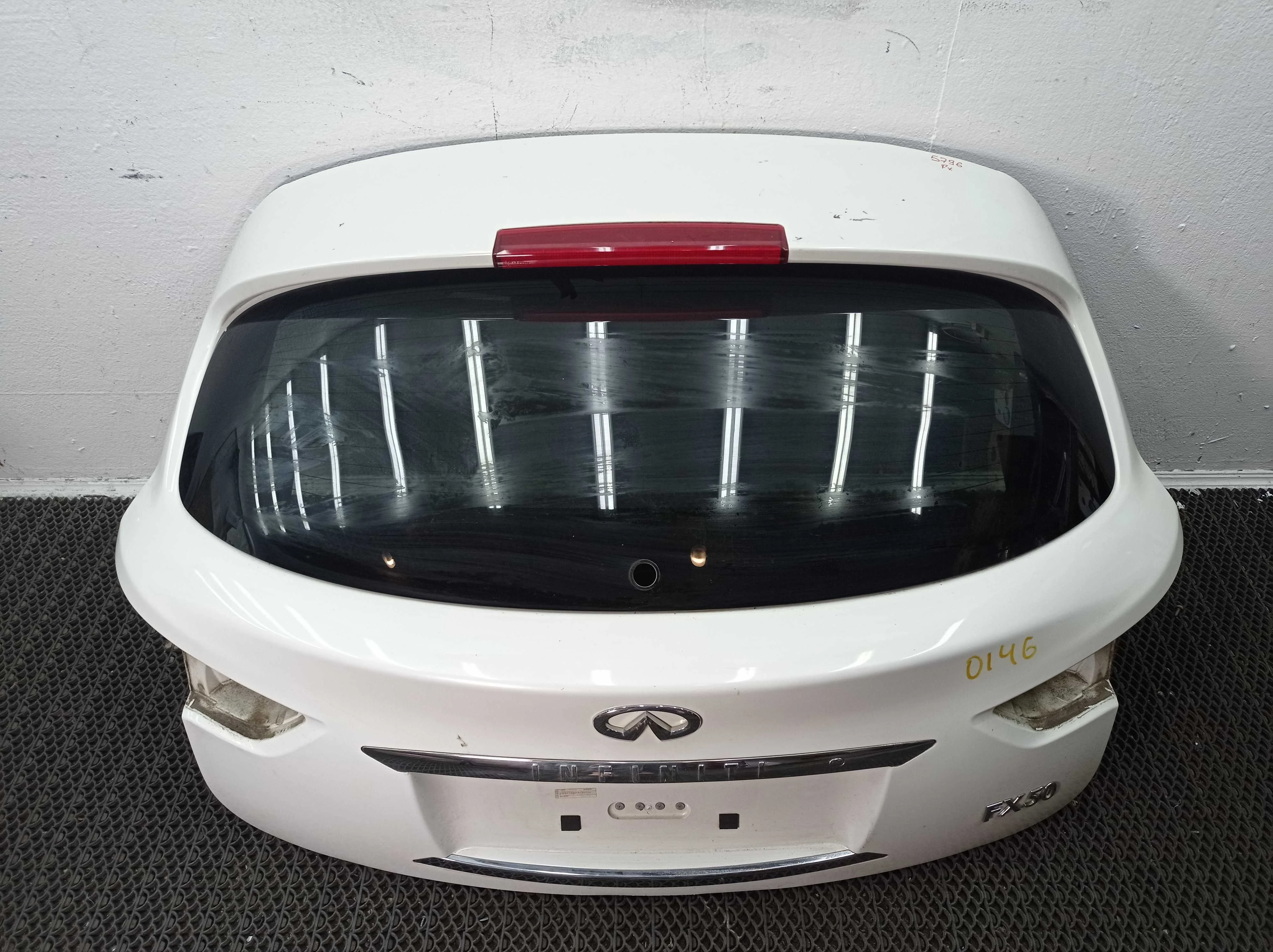 Крышка багажника Infiniti FX II (S51) 2008 - 2013 бензин 5.0 Автомат