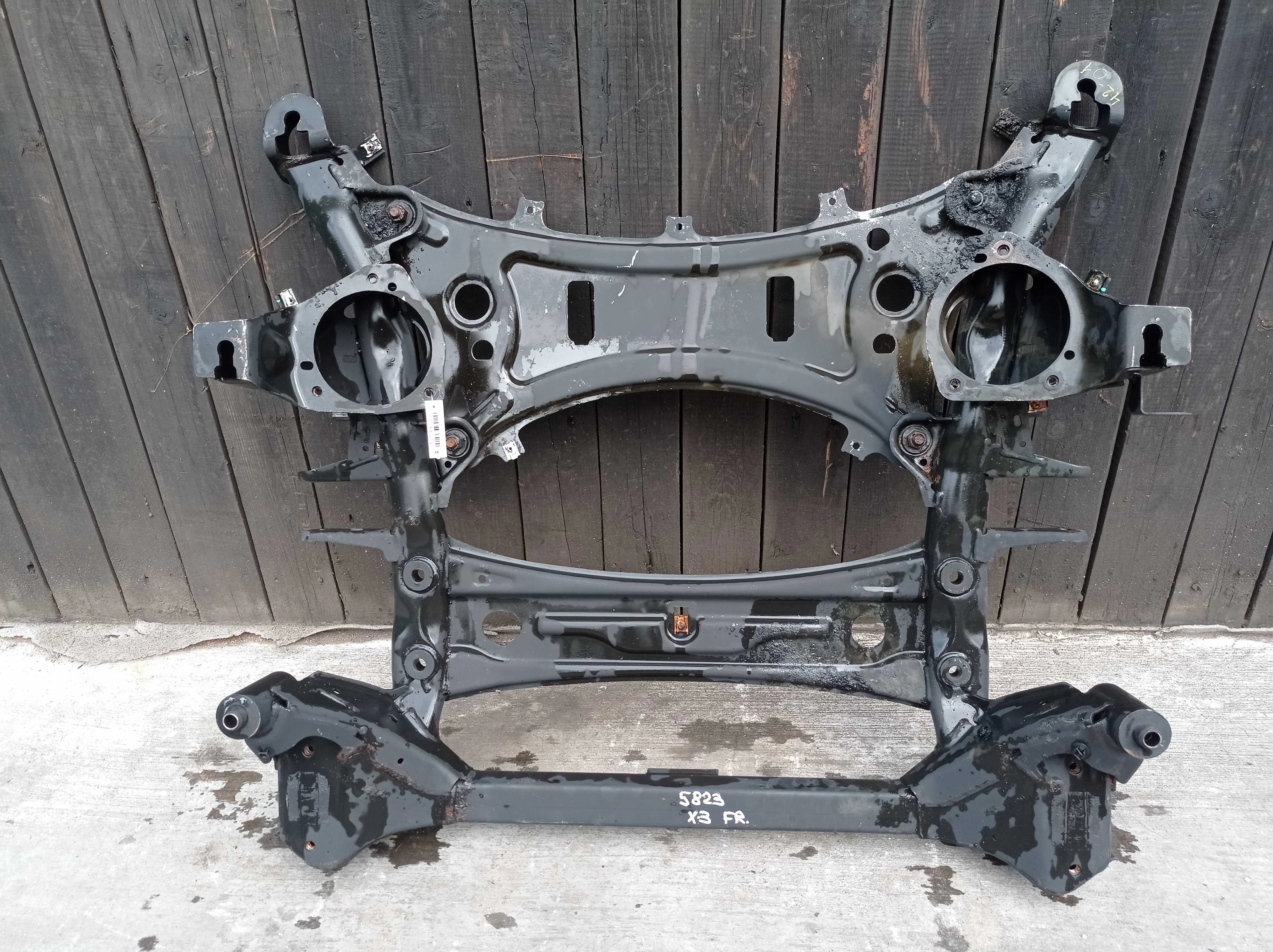 Балка передняя BMW X3 F25 2010 - 2014 бензин 2.8 Автомат