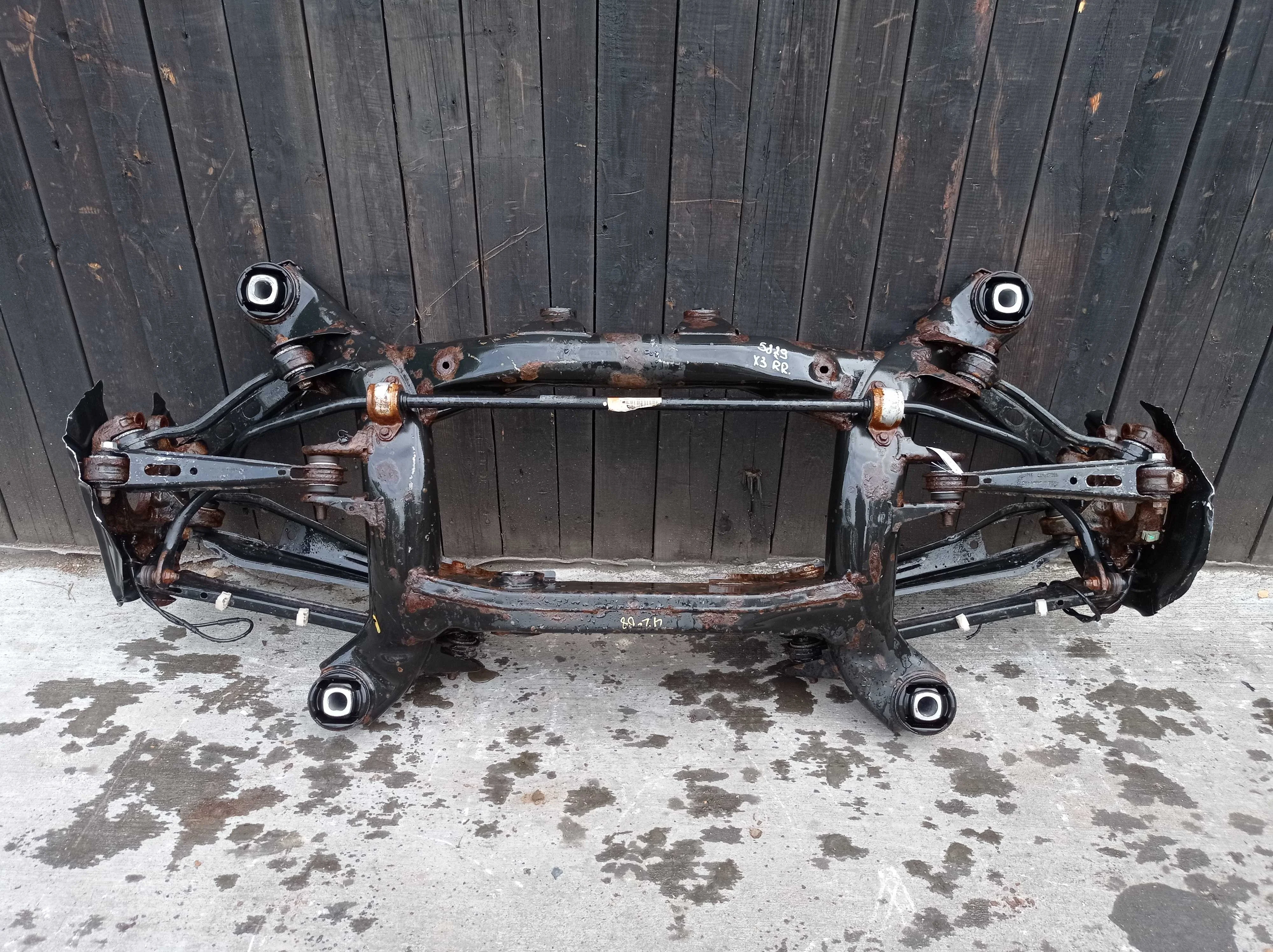 Балка задняя BMW X3 F25 2010 - 2014 бензин 2.8 Автомат