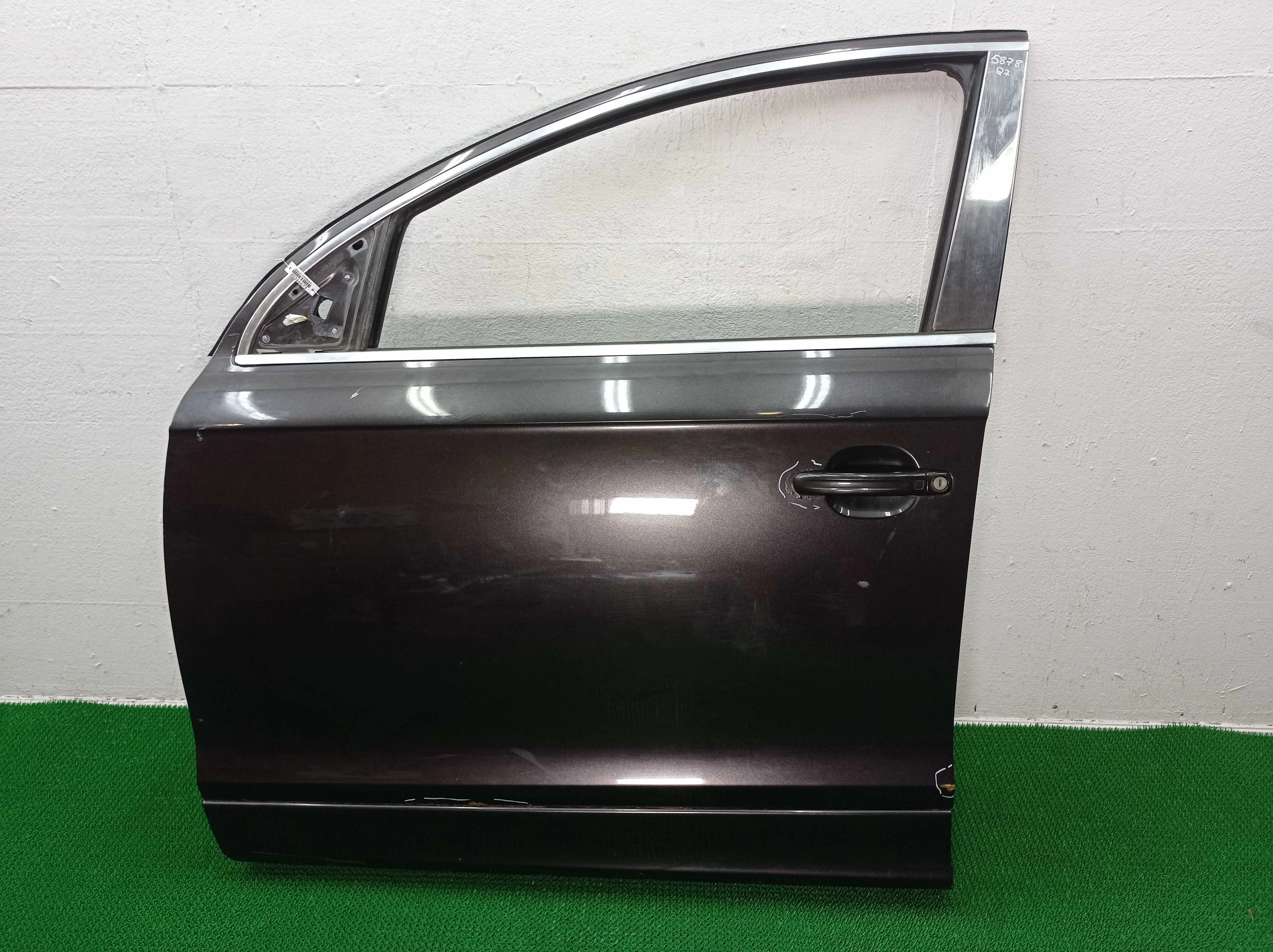 Дверь передняя левая Audi Q7 (4LB) 2005 - 2009 бензин 4.2 Автомат