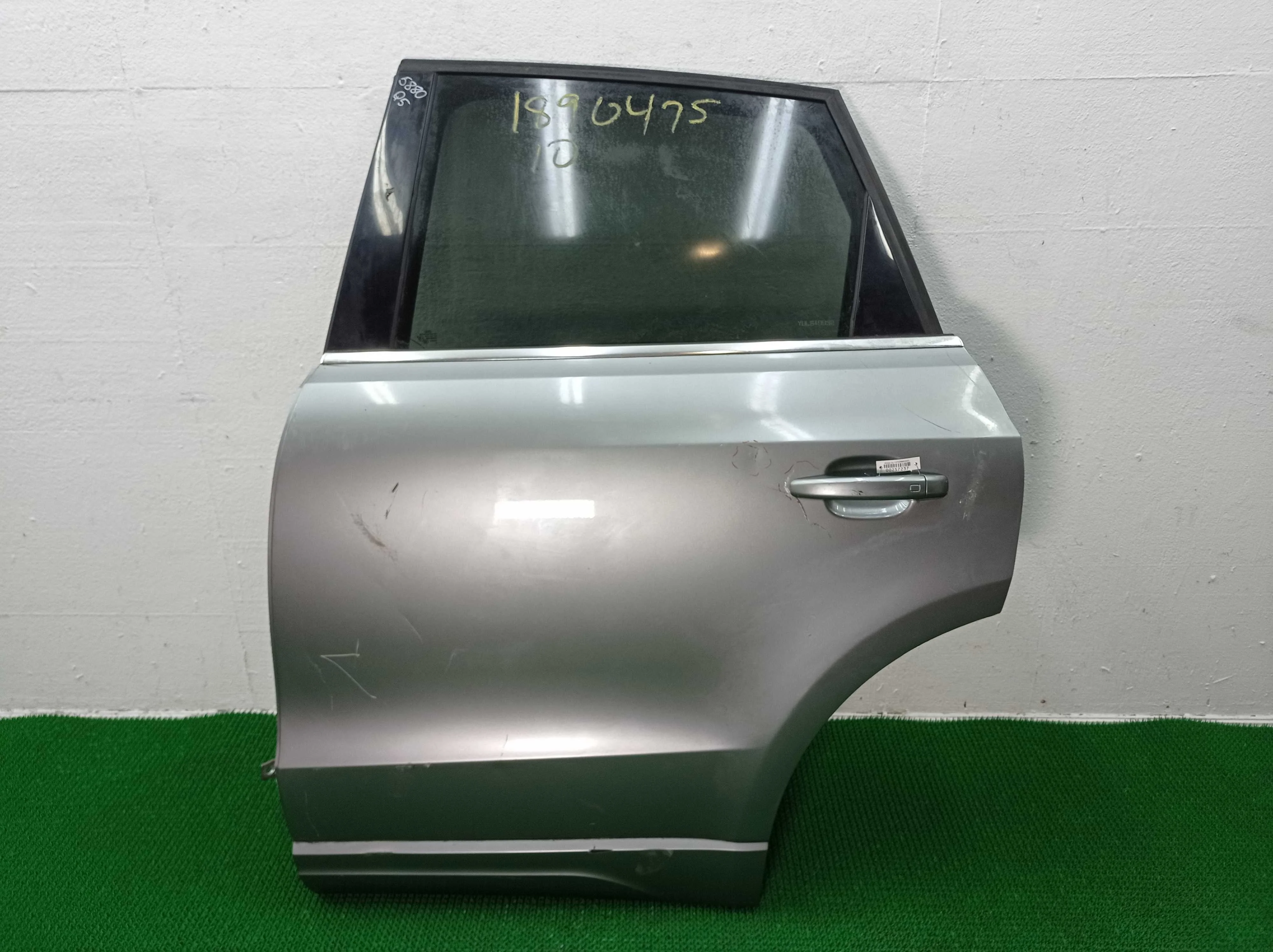 Дверь задняя левая Audi Q5 (8R) 2008 - 2012 бензин 3.2 Автомат