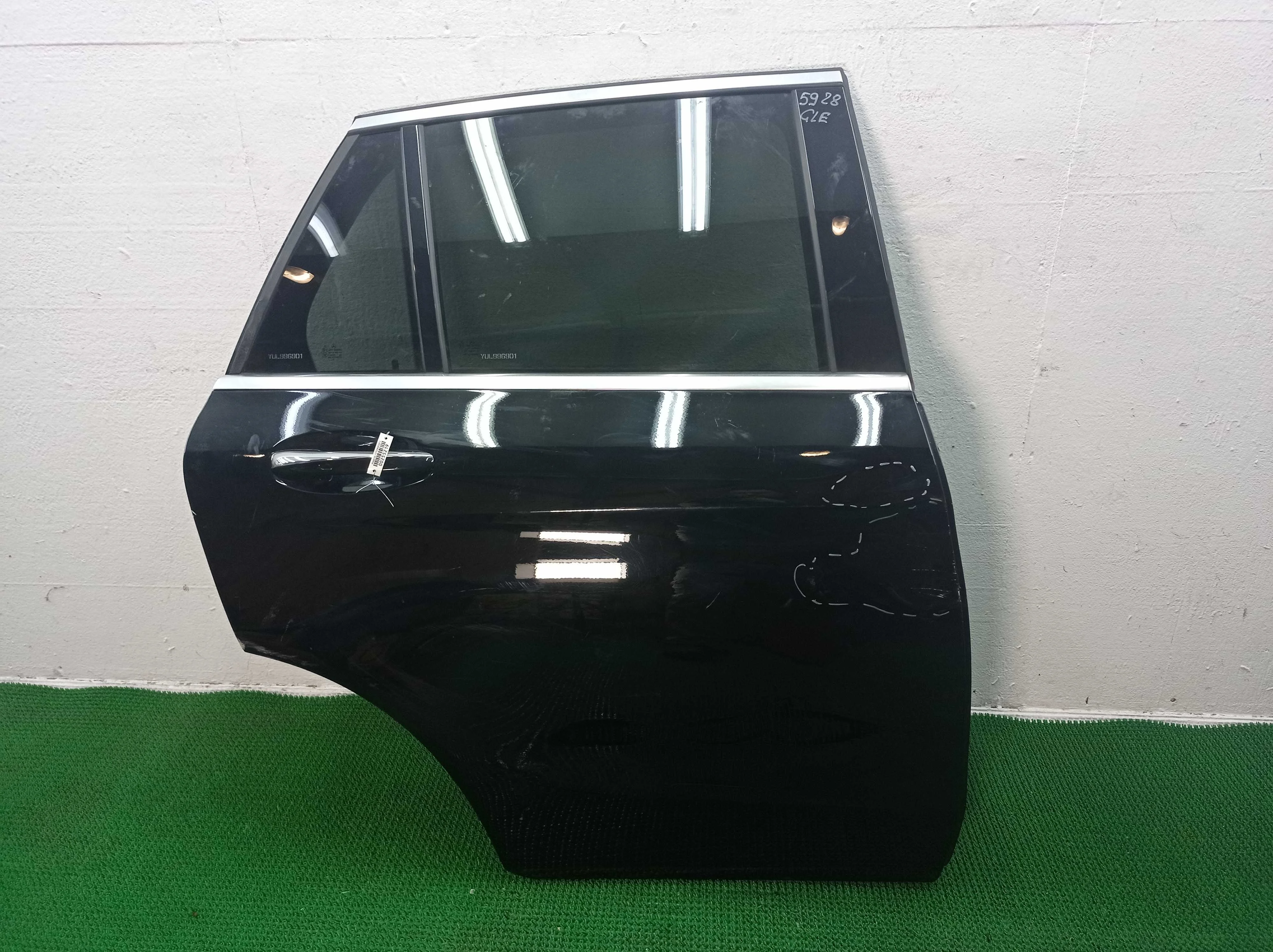 Дверь задняя правая Mercedes GLC (X253) Рестайлинг 2019 - 2023 бензин 2.0 Автомат