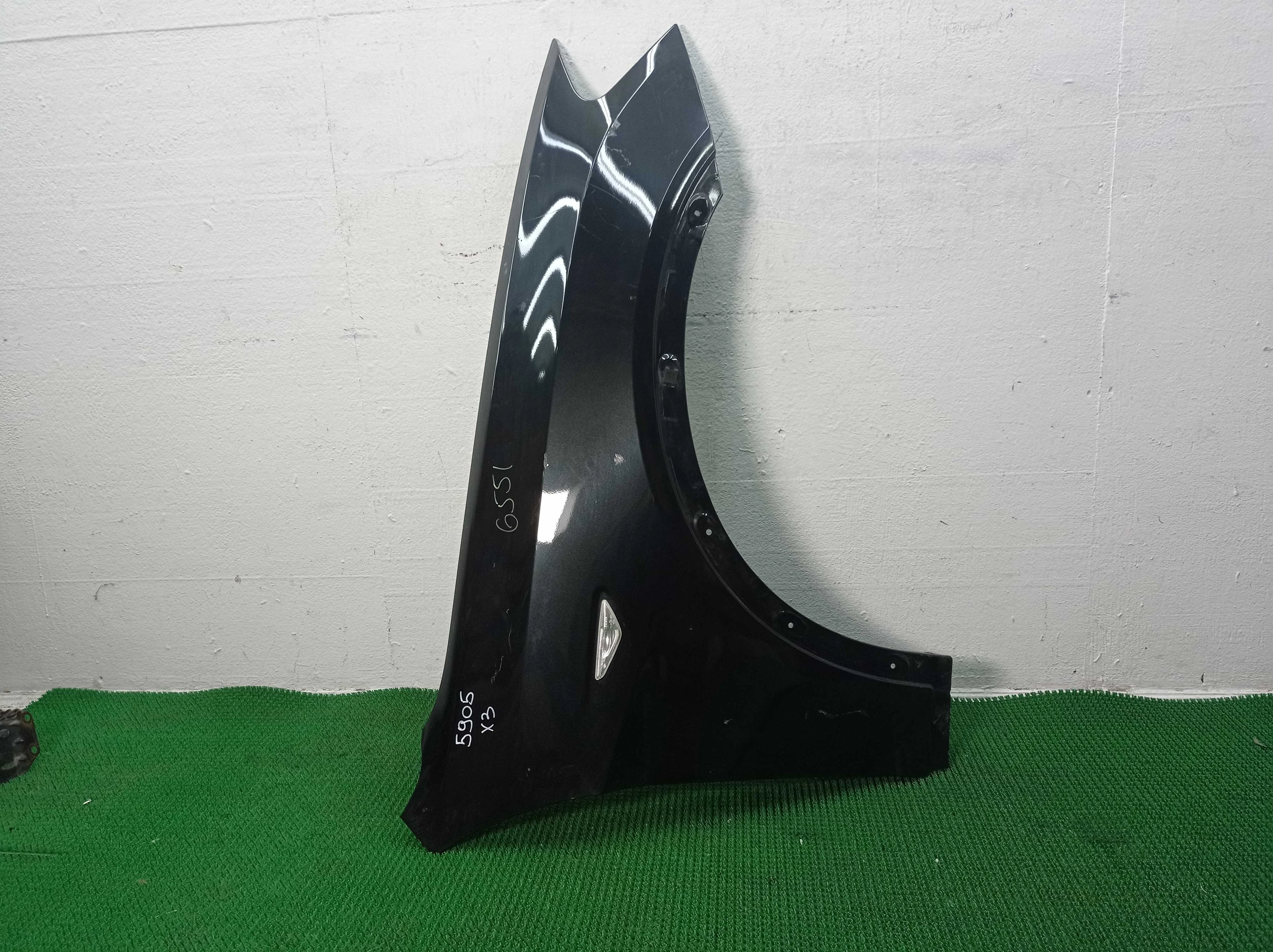 Крыло правое BMW X3 F25 2010 - 2014 бензин 3.5 Автомат