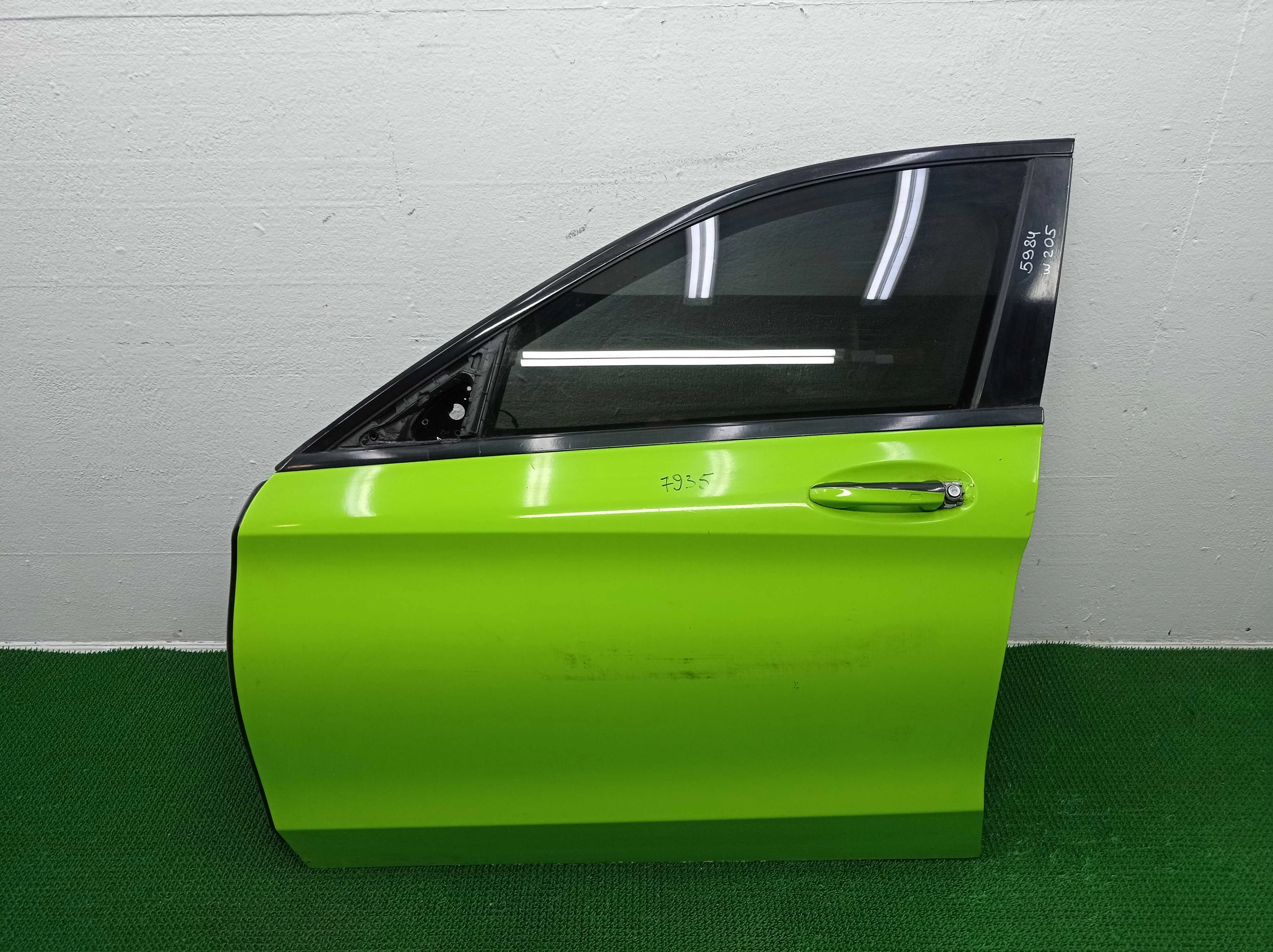 Дверь передняя левая Mercedes C-klasse (W205)Рестайлинг 2018 - 2021 бензин 2.0 Автомат