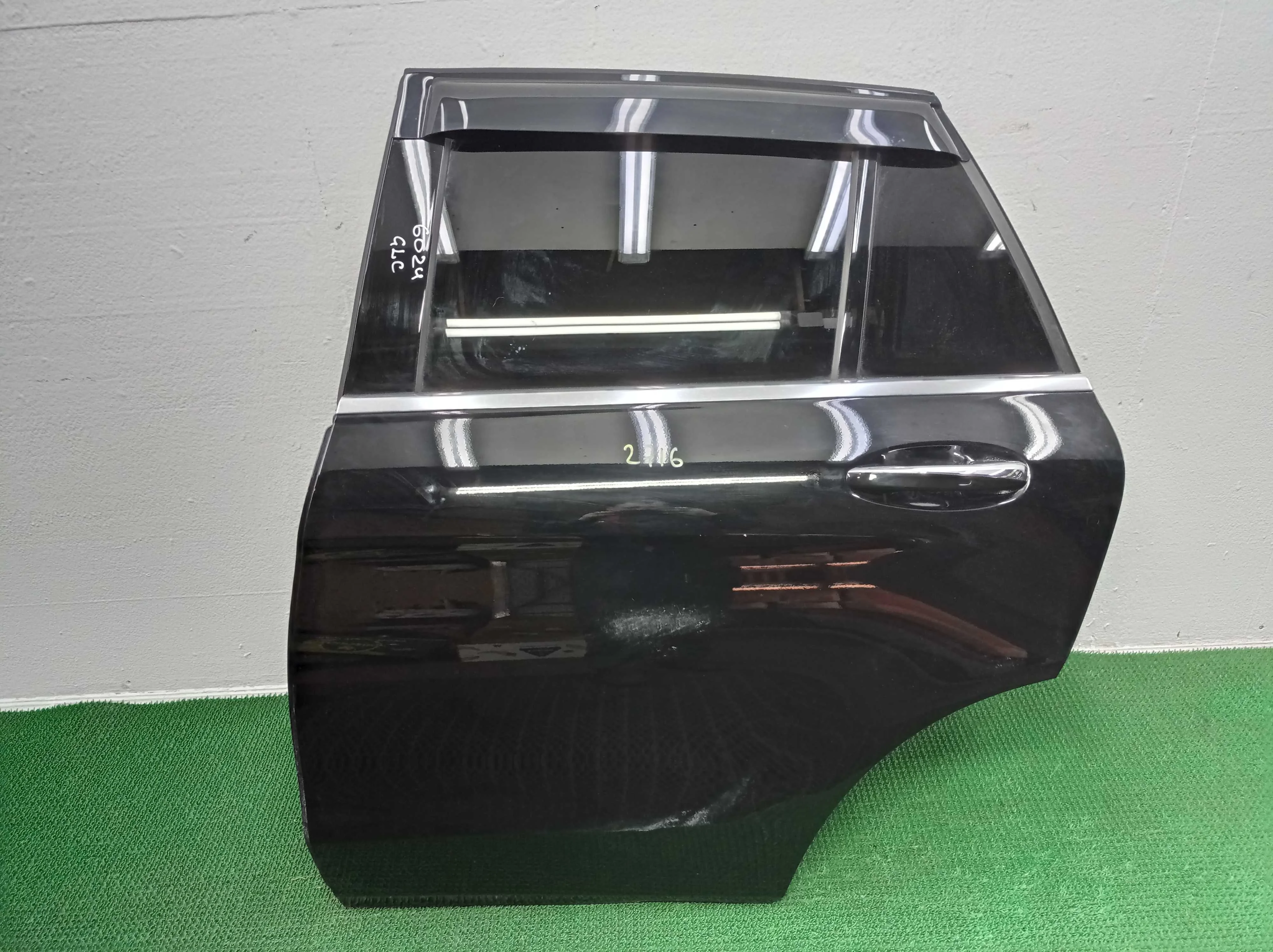 Дверь задняя левая Mercedes GLC (X253) Рестайлинг 2019 - 2023 бензин 2.0 Автомат