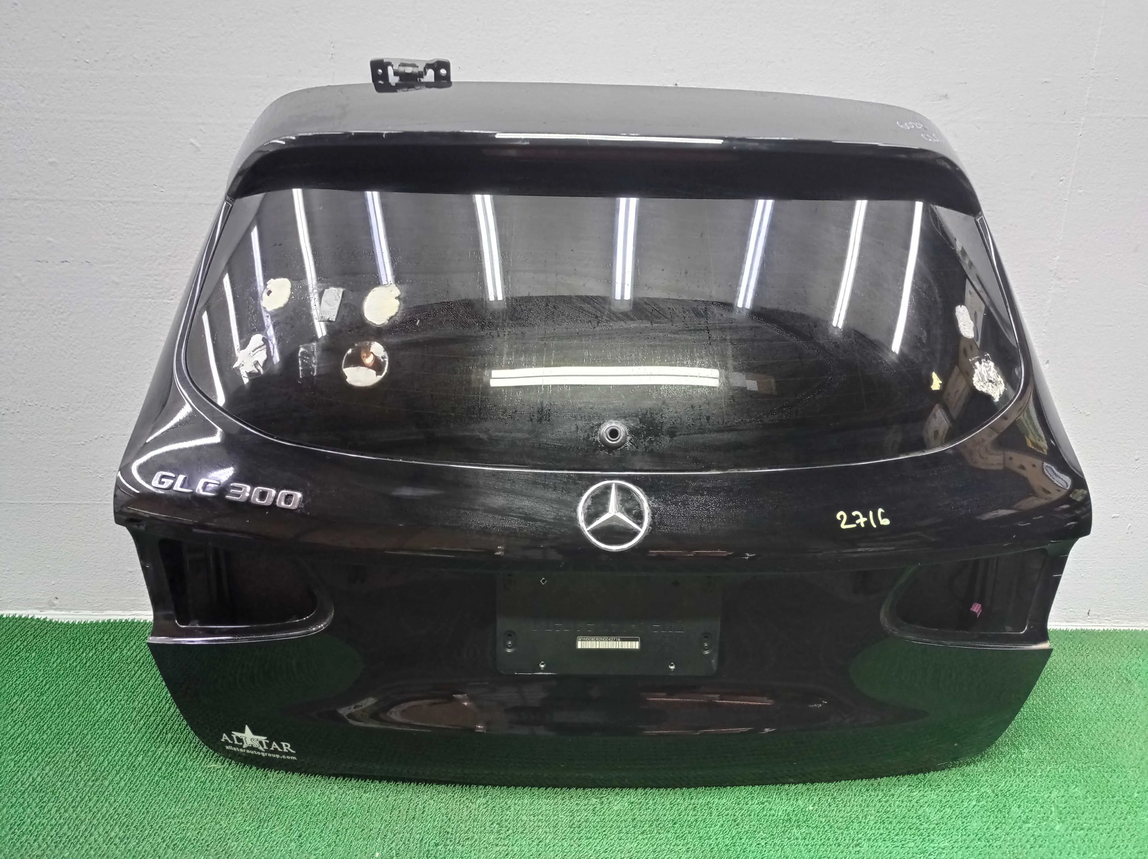 Крышка багажника Mercedes GLC (X253) Рестайлинг 2019 - 2023 бензин 2.0 Автомат