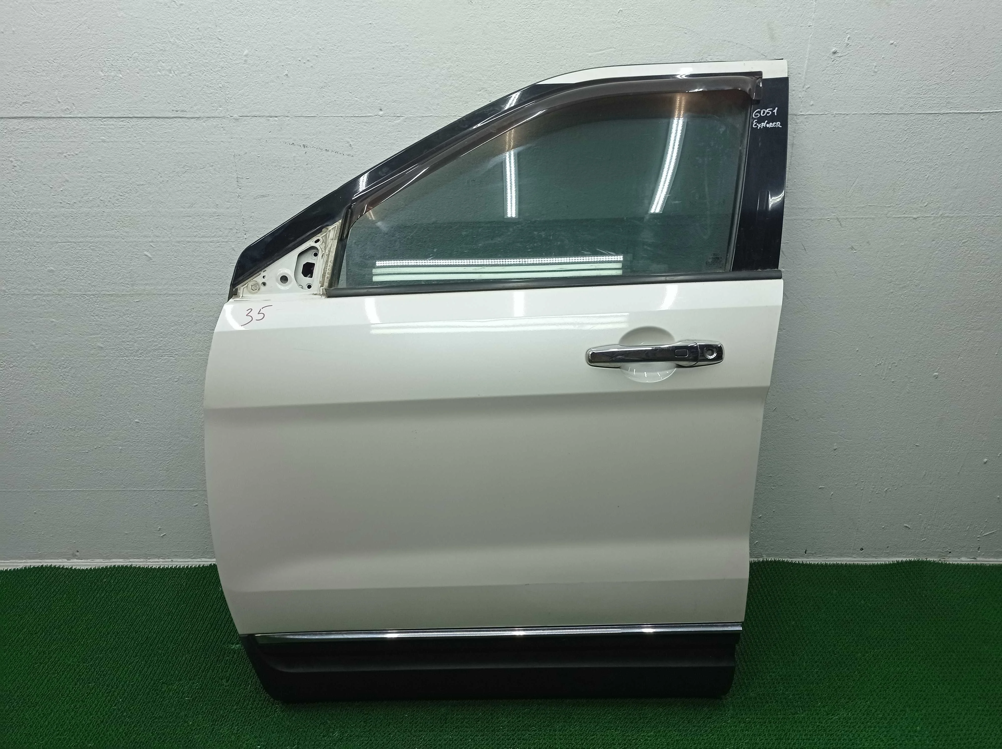 Дверь передняя левая Ford Explorer V 2010 - 2015 бензин 3.5 Автомат