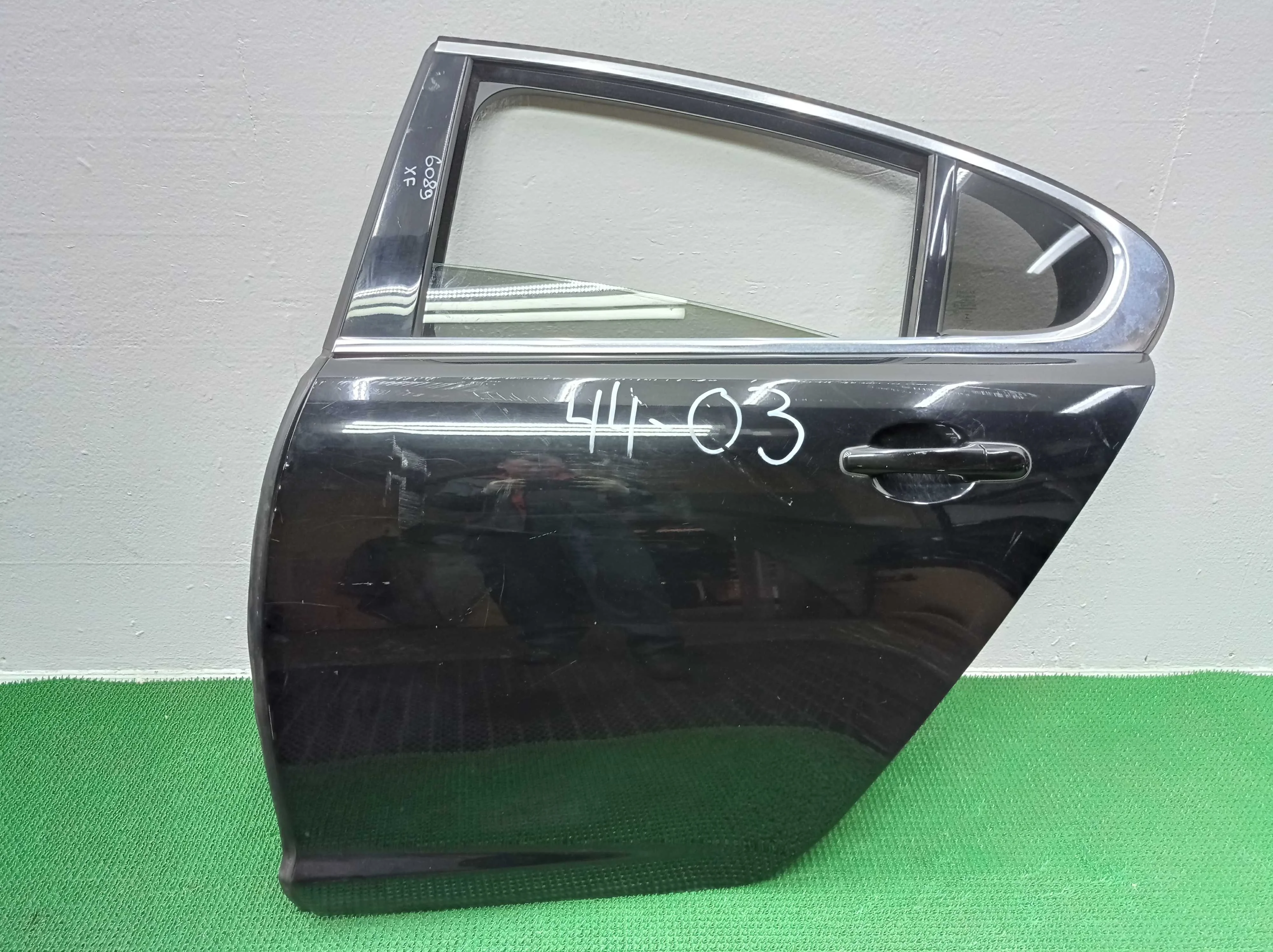 Дверь задняя левая Jaguar XF (X250) рестайлинг 2011 - 2015 бензин 2.0 Автомат