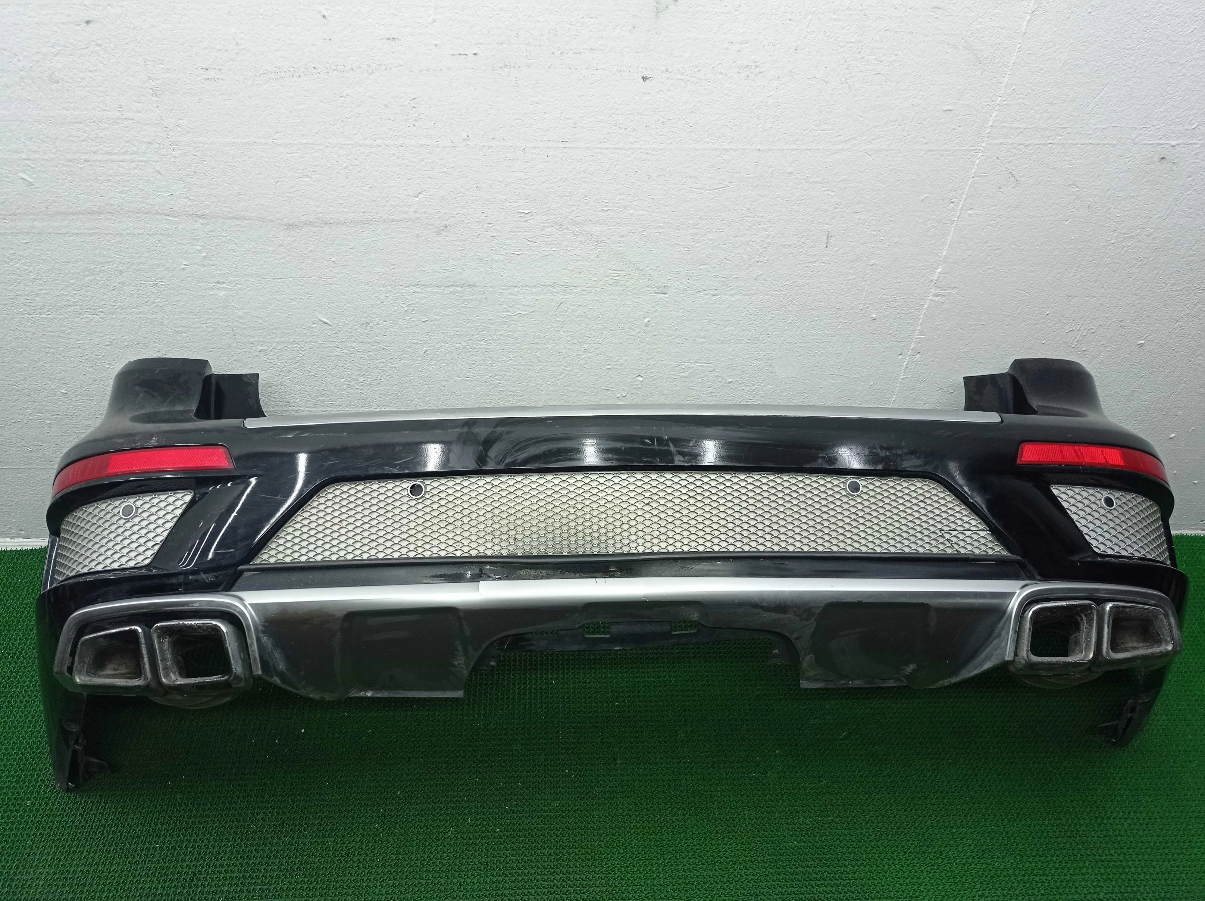 Бампер задний Mercedes GL (X166) 2012 - 2016 бензин 6.3 Автомат