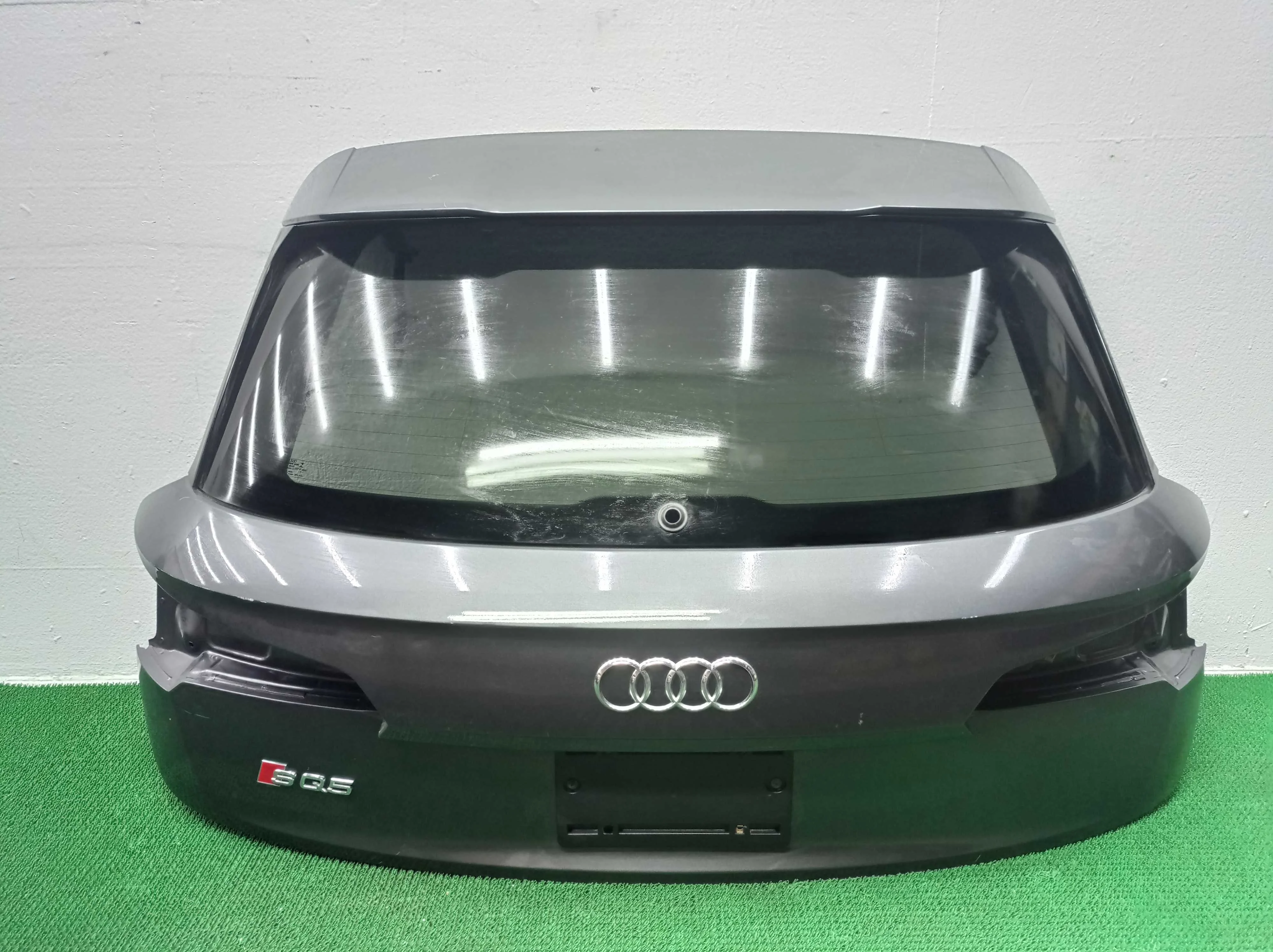 Крышка багажника Audi SQ5 (FY) 2017 - 2020 бензин 3.0 Автомат