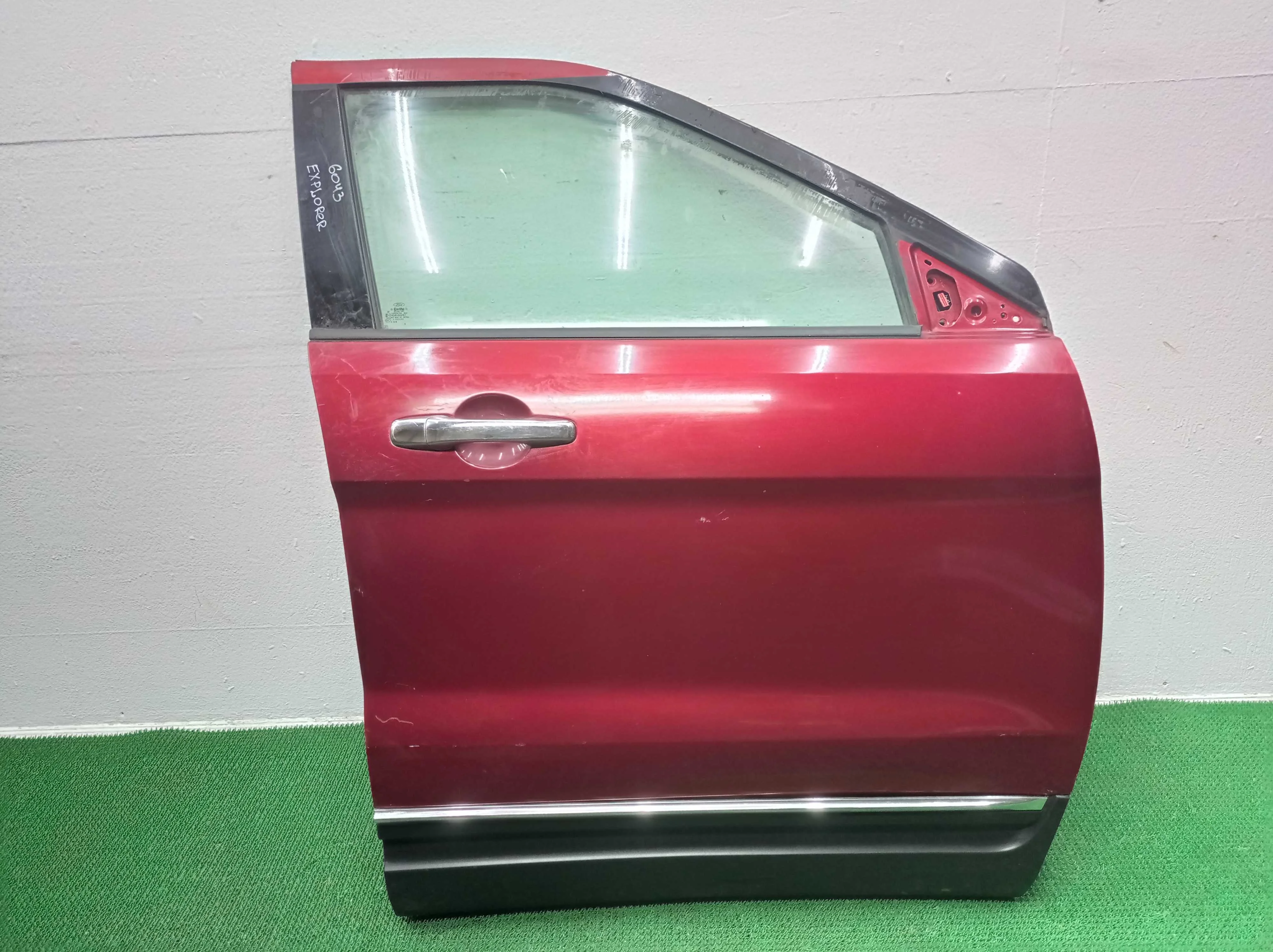 Дверь передняя правая Ford Explorer V 2010 - 2015 бензин 3.5 Автомат