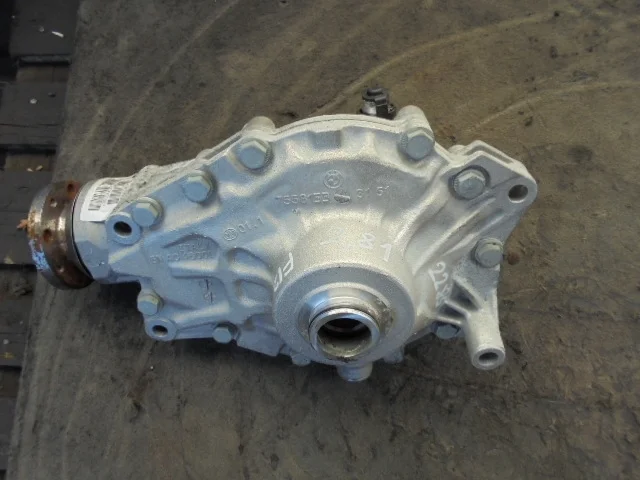 Редуктор передний BMW 6-Series F12 2011 - 2017 бензин 4.4 Автомат