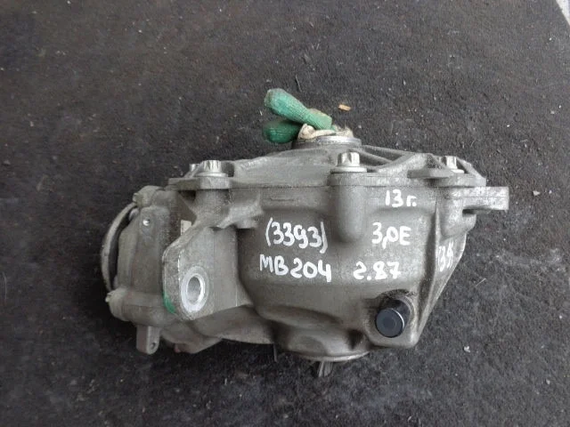 Редуктор передний Mercedes C-klasse (W204)Рестайлинг 2011 - 2014 бензин 3.0 Автомат