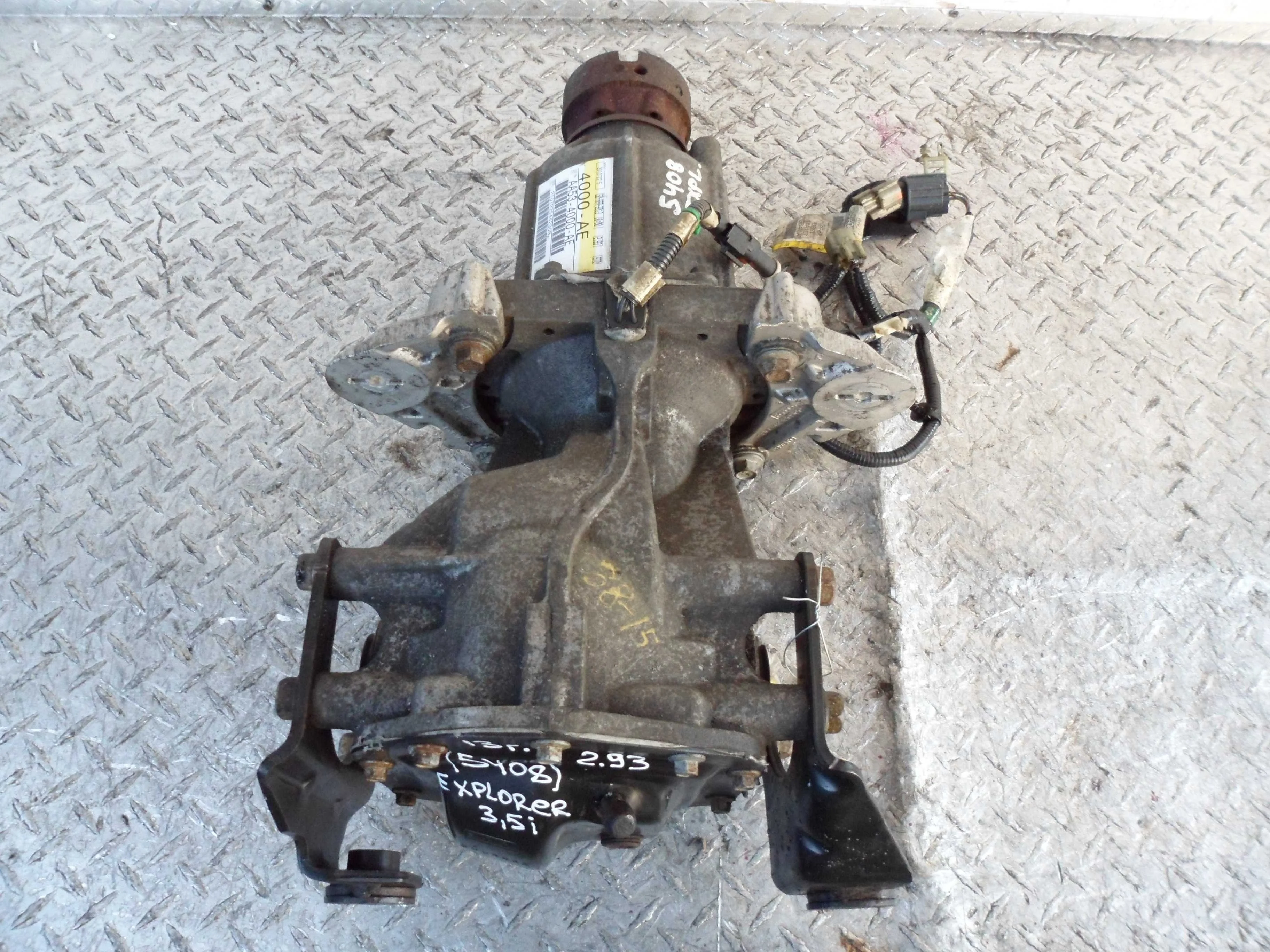 Редуктор задний Ford Explorer V 2010 - 2015 бензин 3.5 Автомат