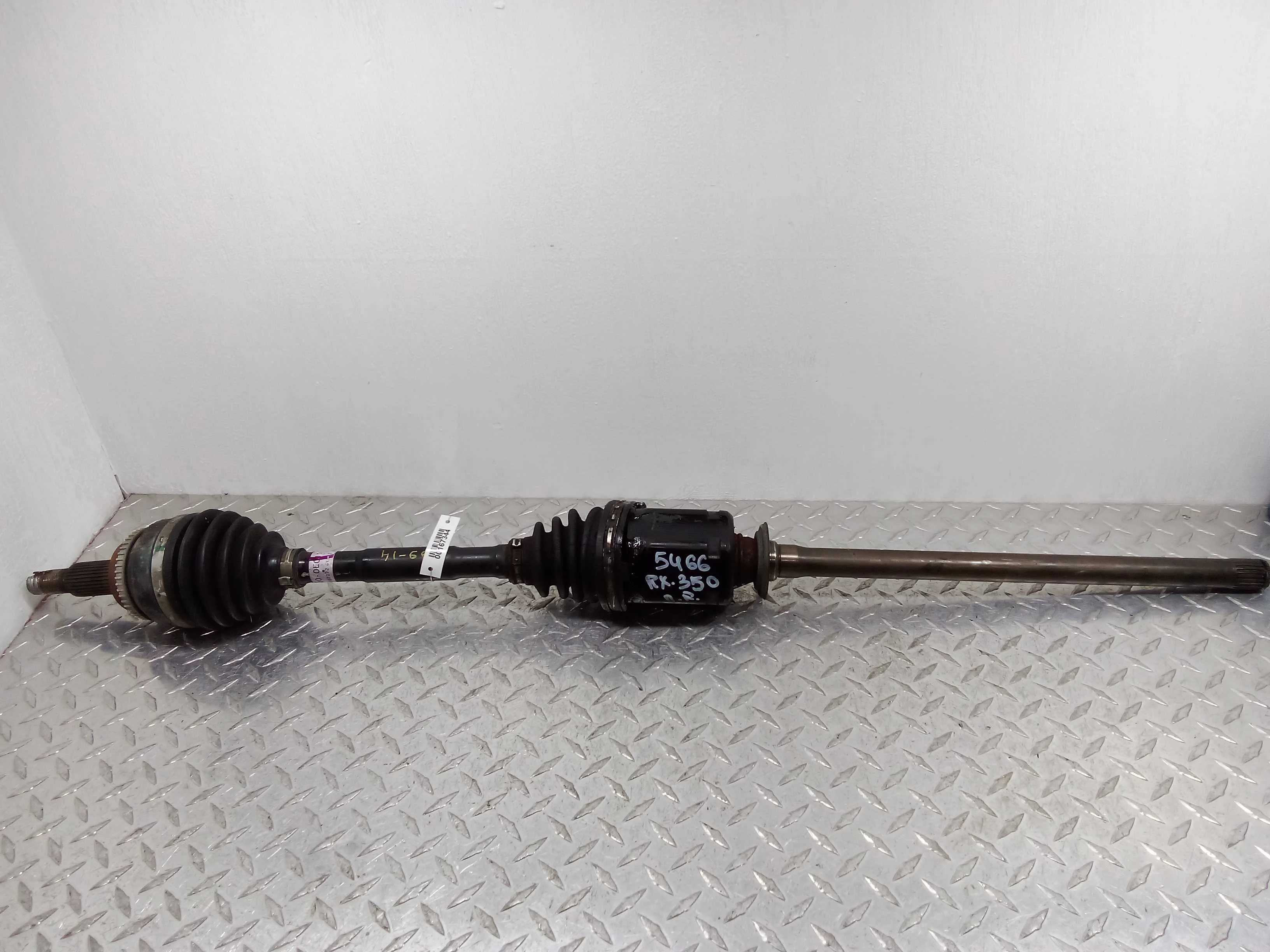 Полуось передняя правая Lexus RX (XU30) Рестайлинг 2006 - 2009 бензин 3.5 Автомат