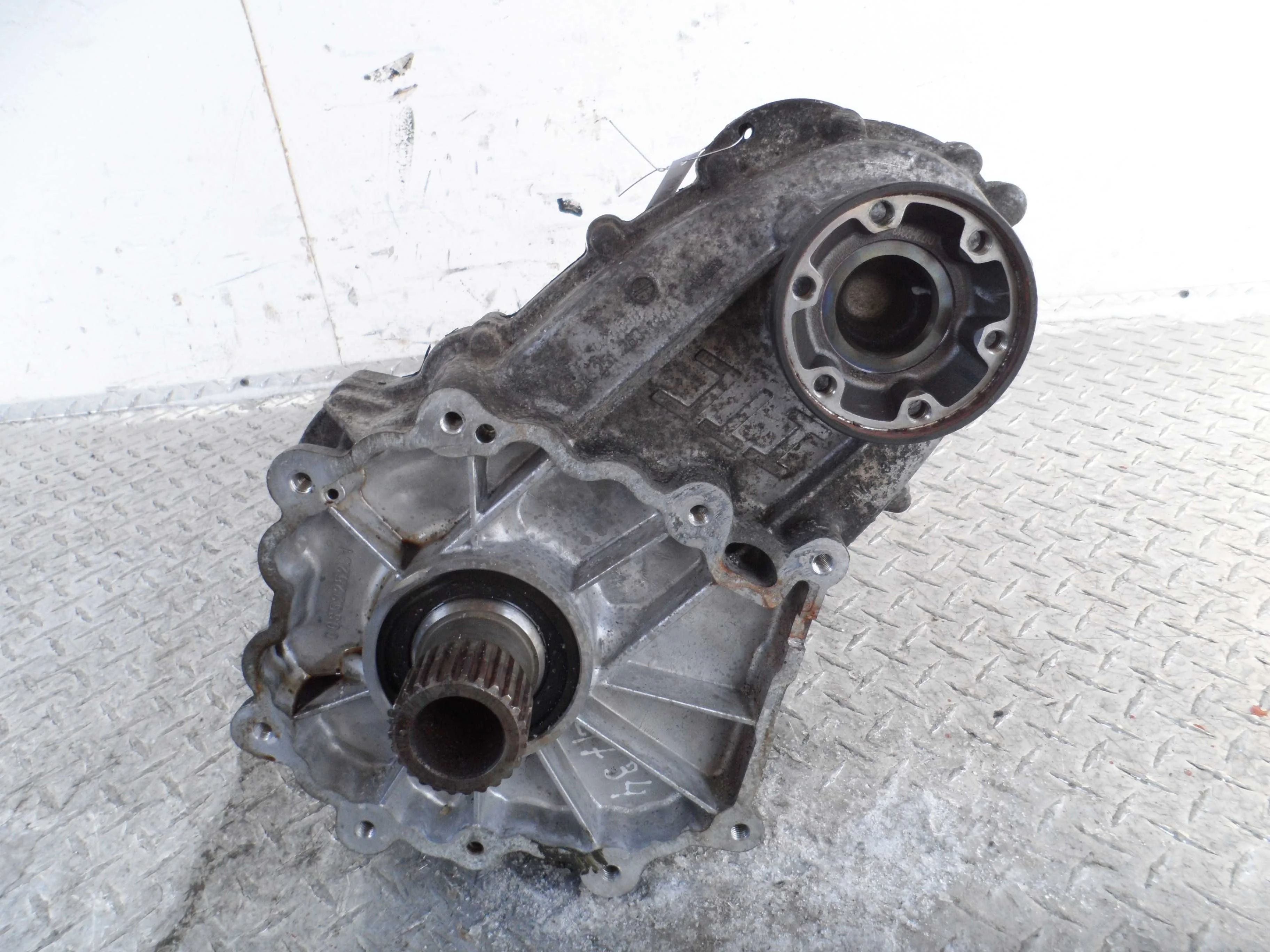 Раздаточная коробка Mercedes M-klasse (W166) 2011 - 2015 бензин 4.7 Автомат