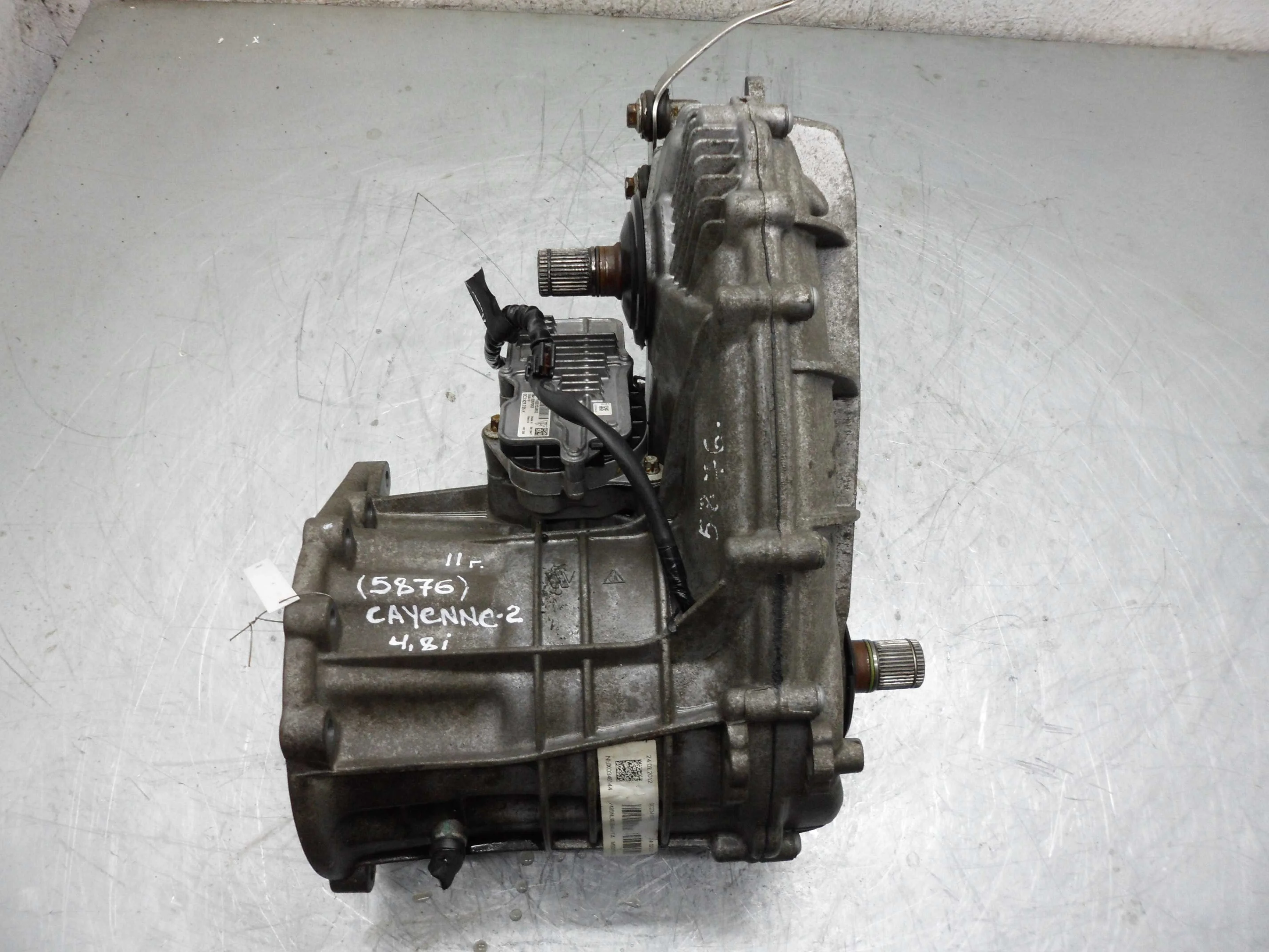 Раздаточная коробка Porsche Cayenne II (958) 2010 - 2014 бензин 4.8 Автомат