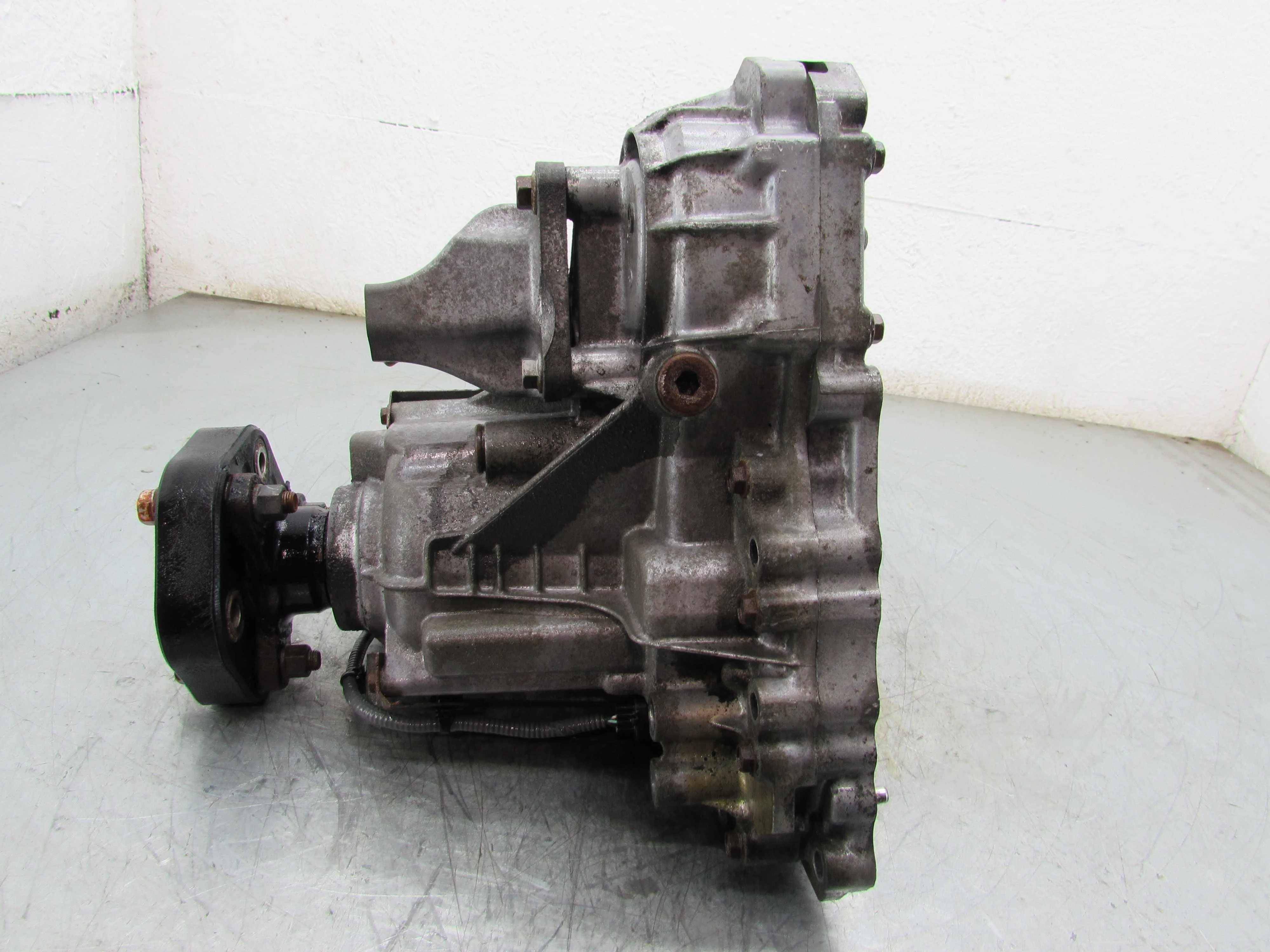 Раздаточная коробка Infiniti FX II (S51) 2008 - 2013 бензин 5.0 Автомат