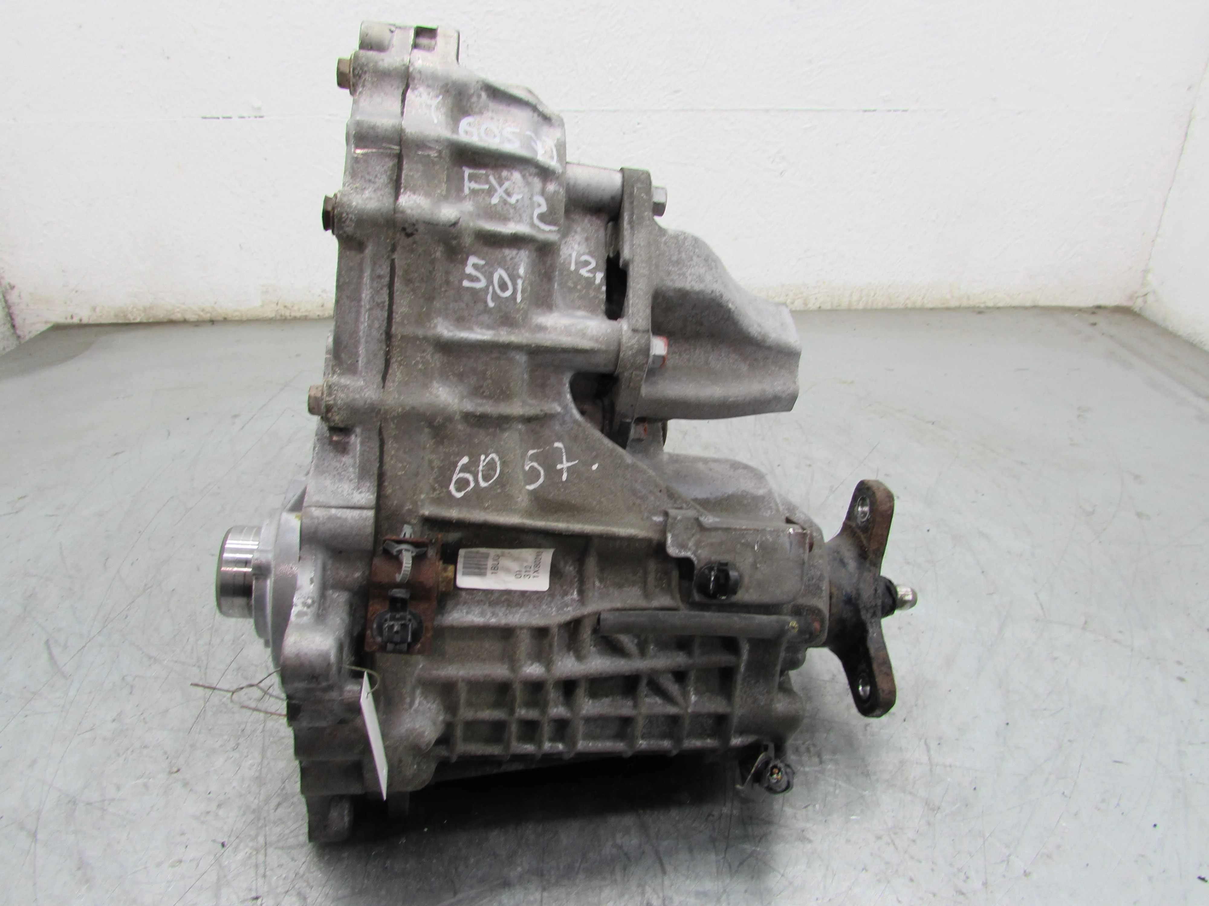 Раздаточная коробка Infiniti FX II (S51) 2008 - 2013 бензин 5.0 Автомат