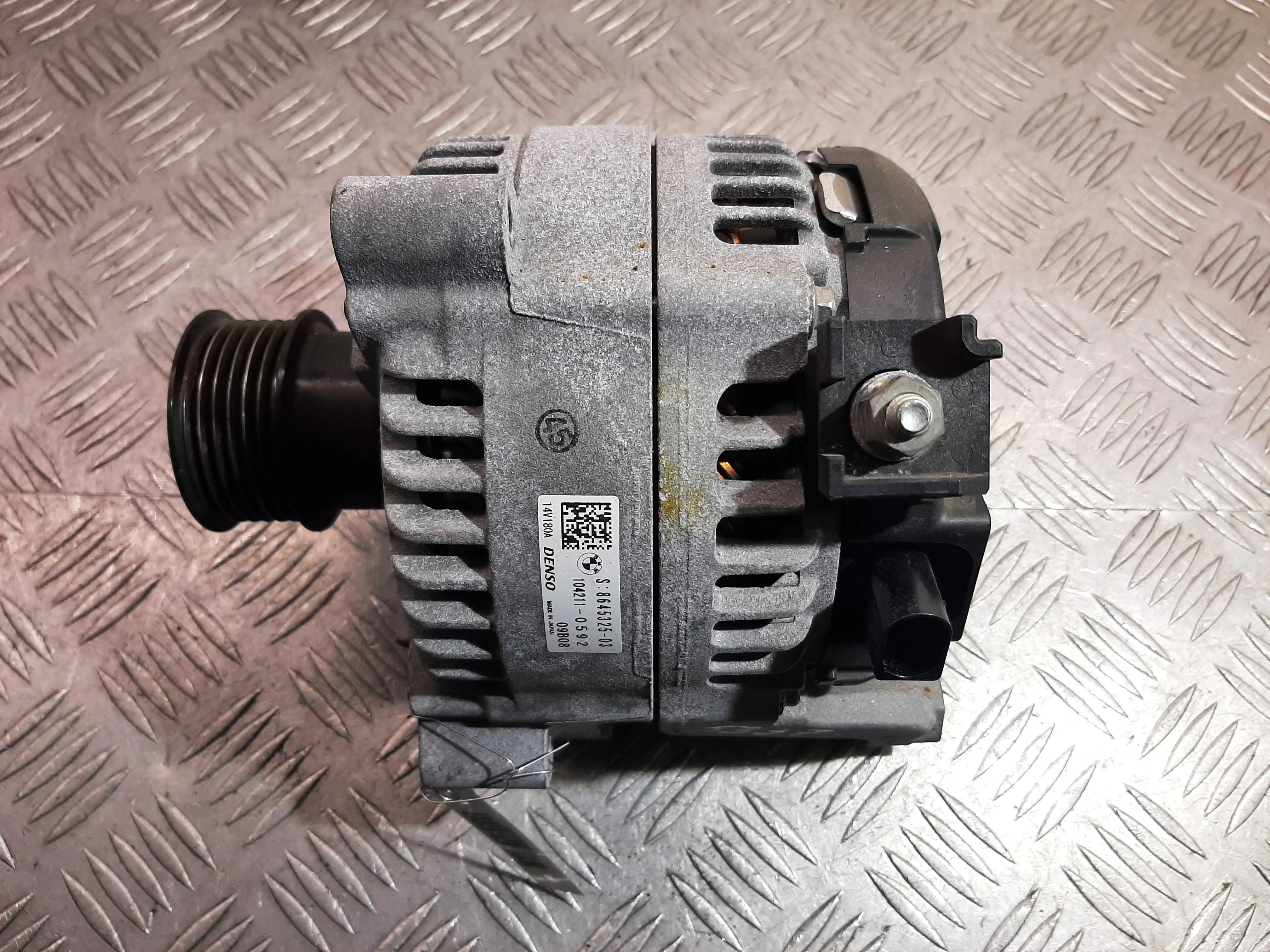 Генератор BMW 1-Series F20 рестайлинг 2 2017 - 2019 бензин 1.5 Автомат