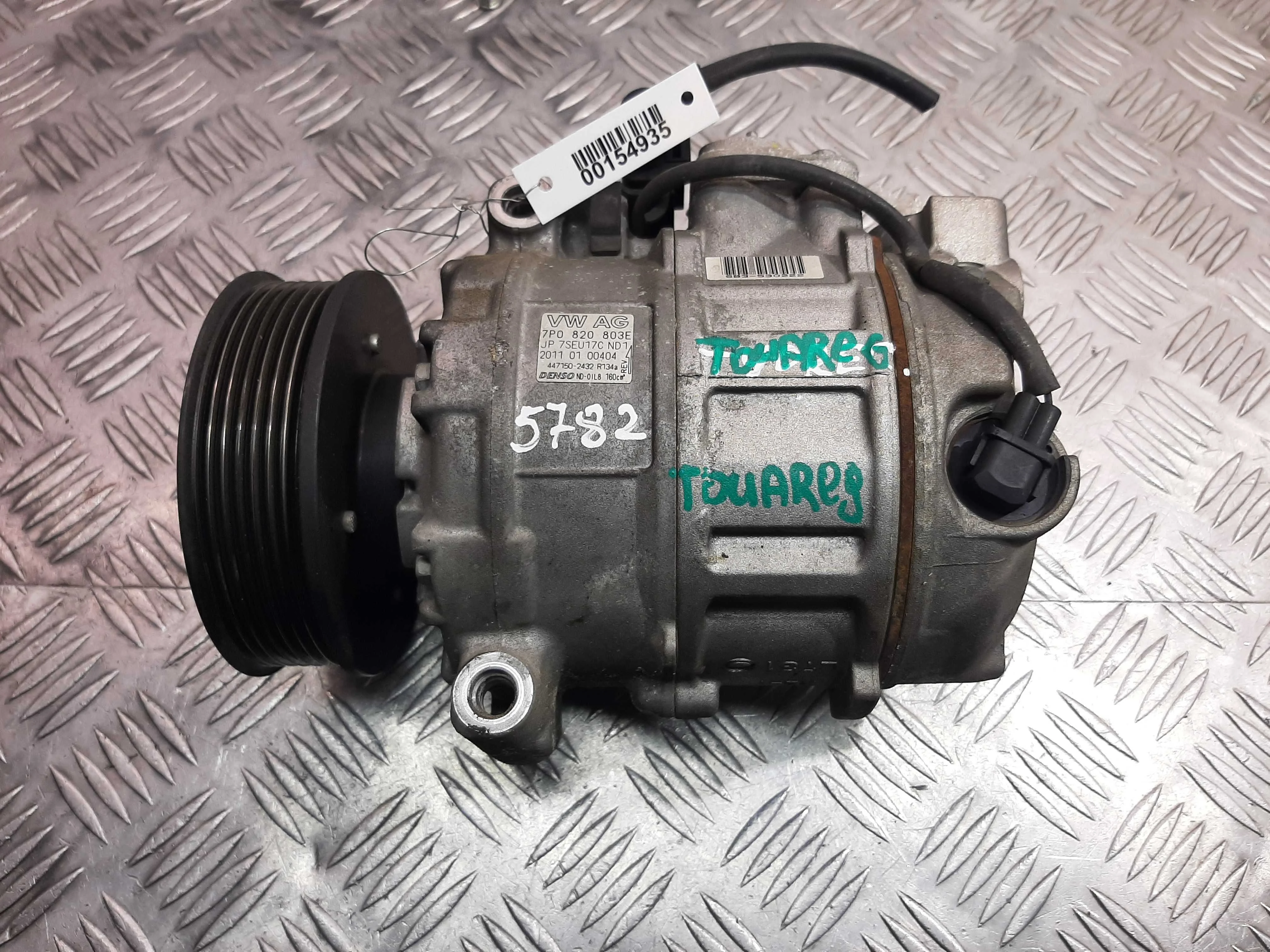 Компрессор кондиционера Volkswagen Touareg II (7P) 2010 - 2014 бензин 3.6 Автомат